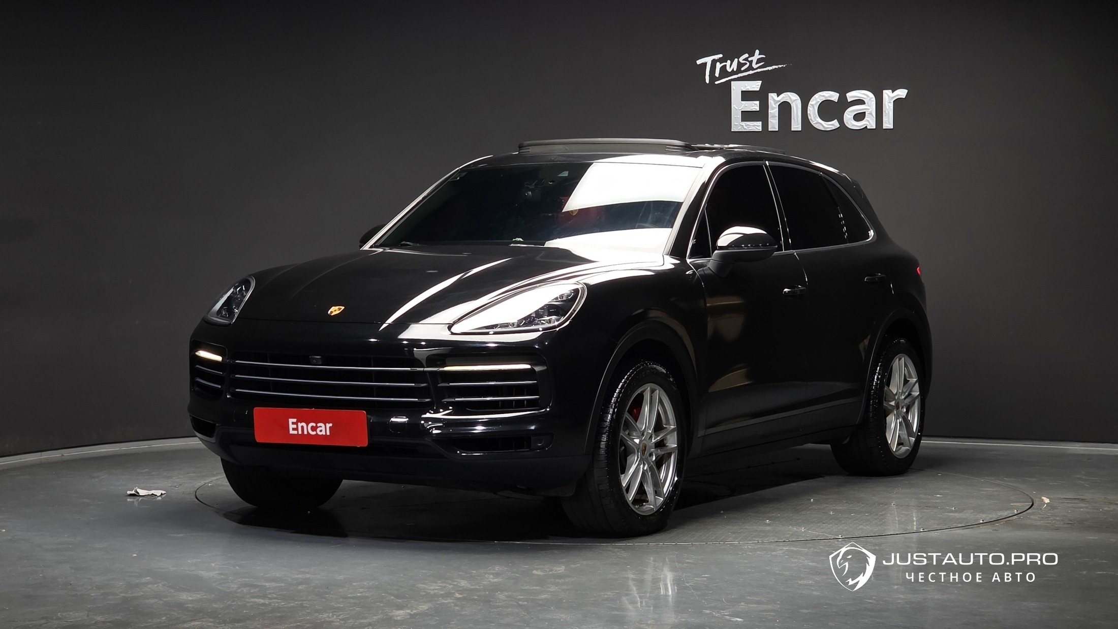 Автомобиль Porsche Cayenne