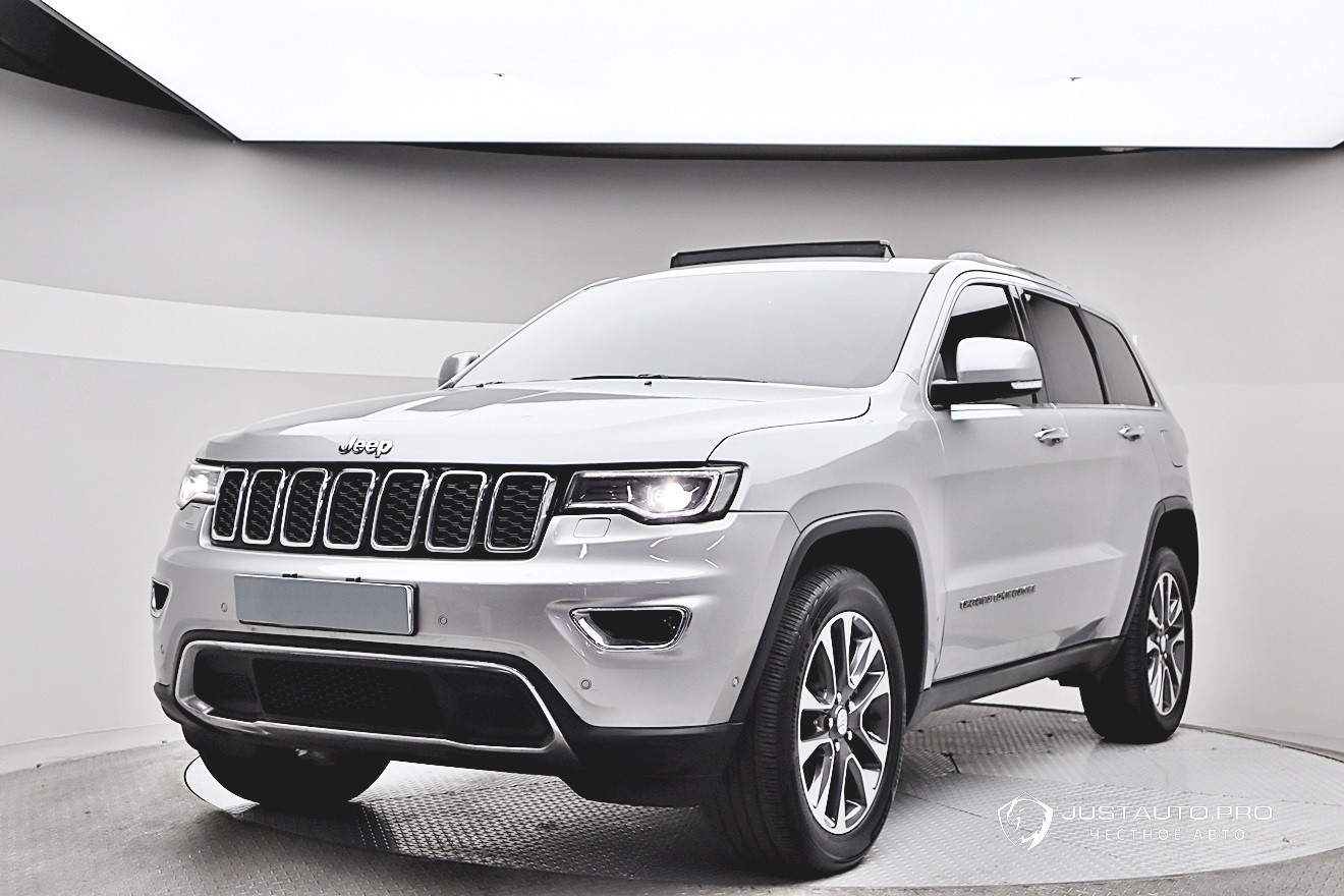 Автомобиль Jeep Cherokee