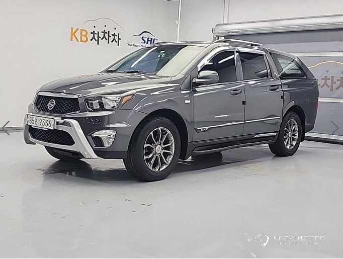 Автомобиль KG_Mobility_Ssangyong KORANDO