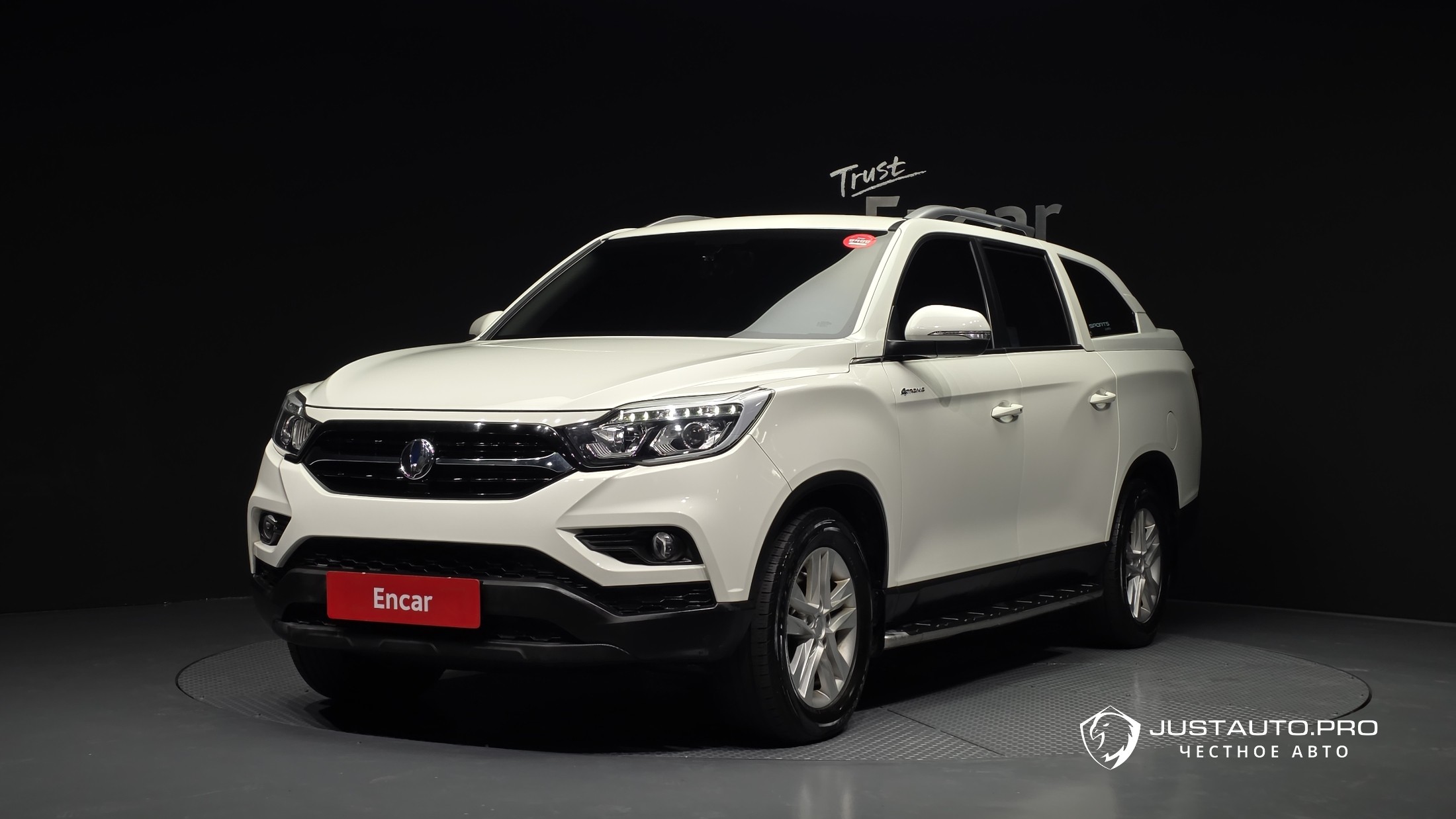 Автомобиль KG_Mobility_Ssangyong Rexton