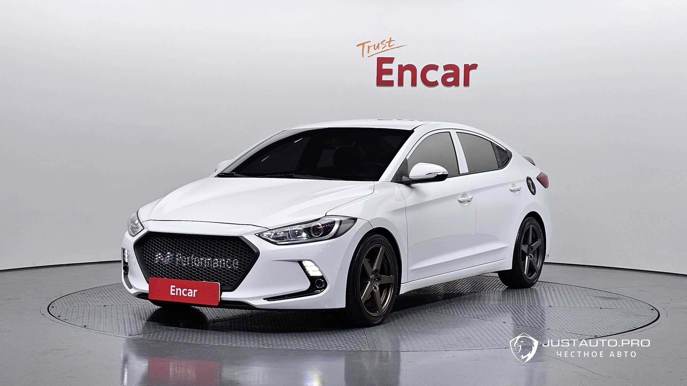 Автомобиль Hyundai AVANTE