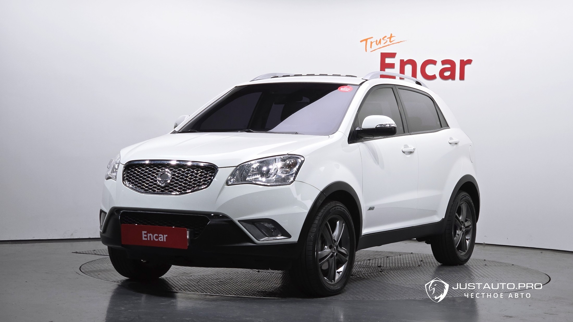 Автомобиль KG_Mobility_Ssangyong KORANDO