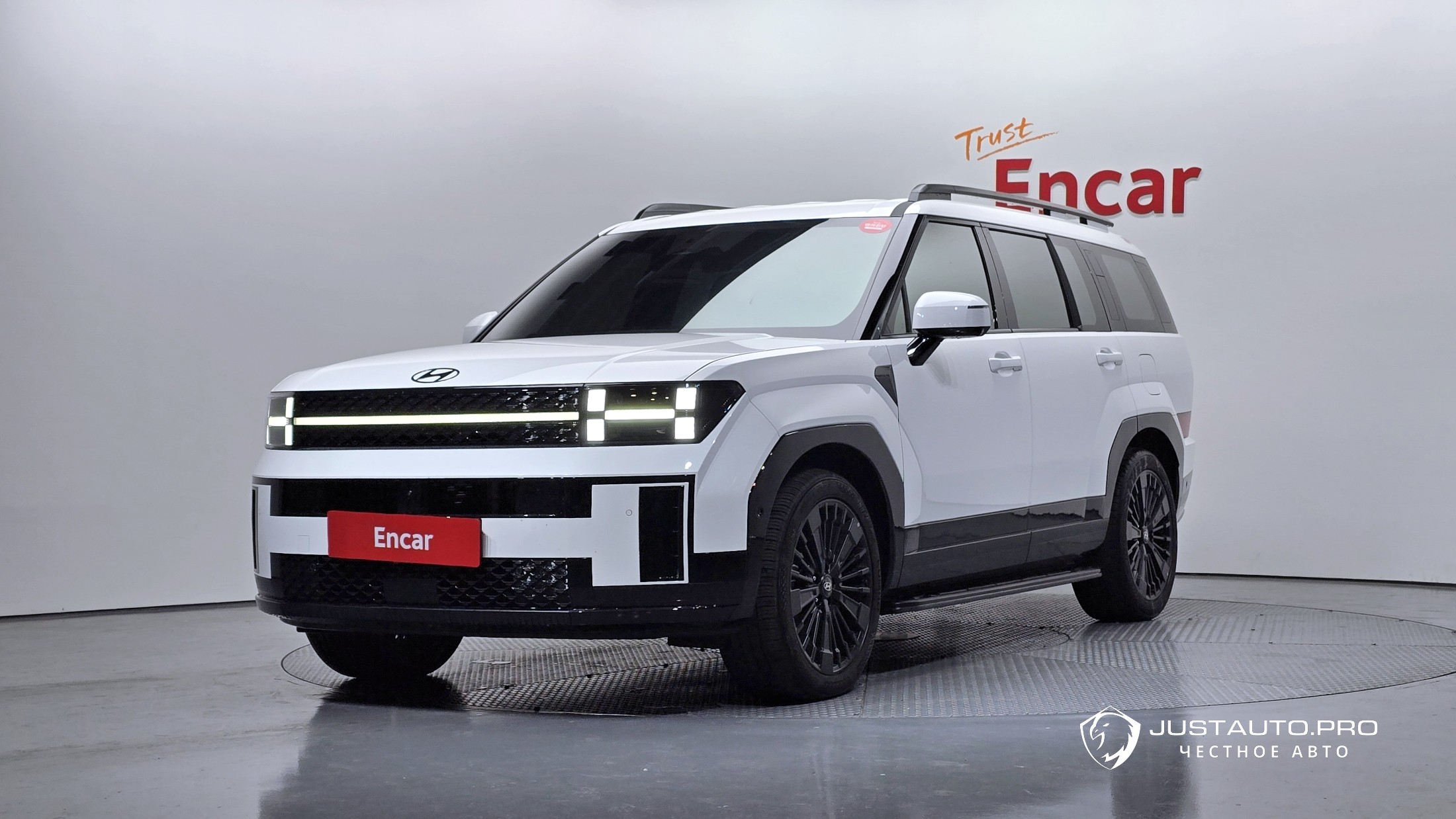 Автомобиль Hyundai Santafe