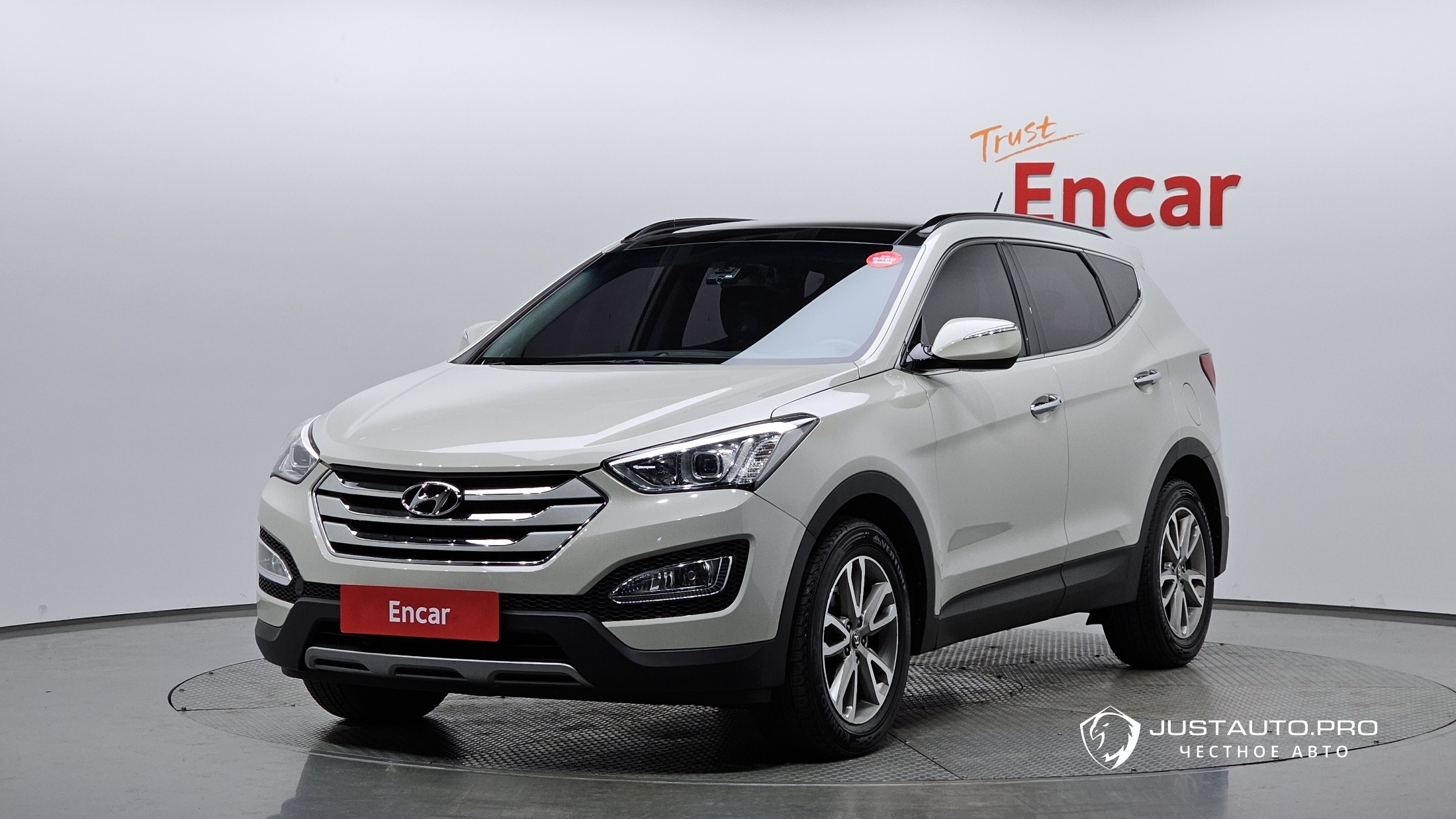 Автомобиль Hyundai Santafe