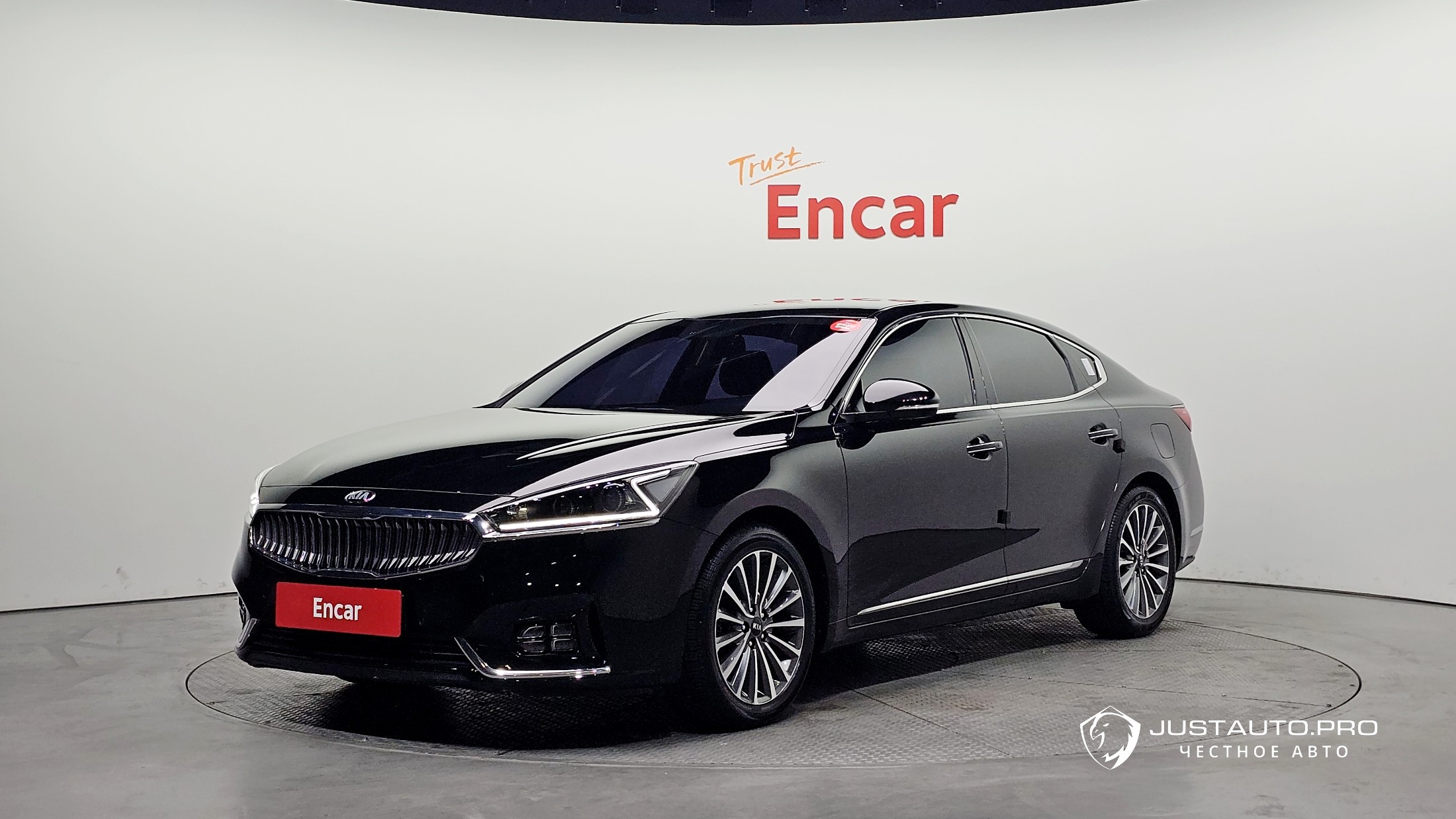 Автомобиль Kia K7