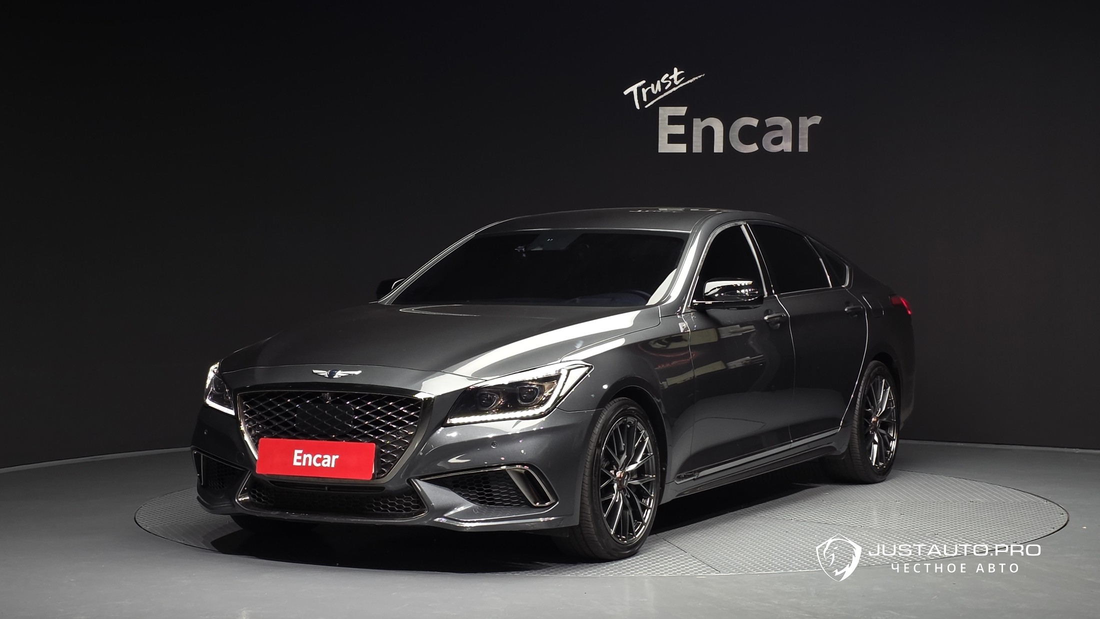 Автомобиль Genesis G80