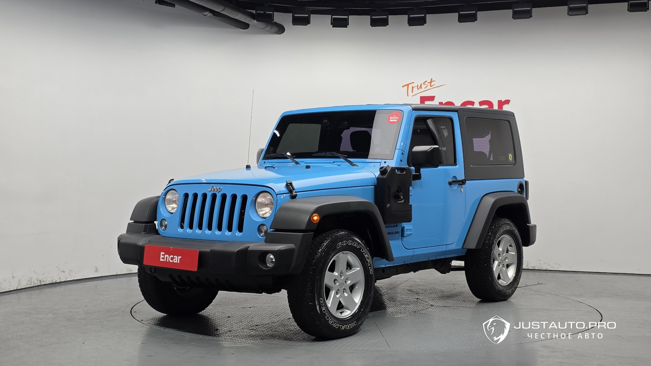 Автомобиль Jeep Wrangler