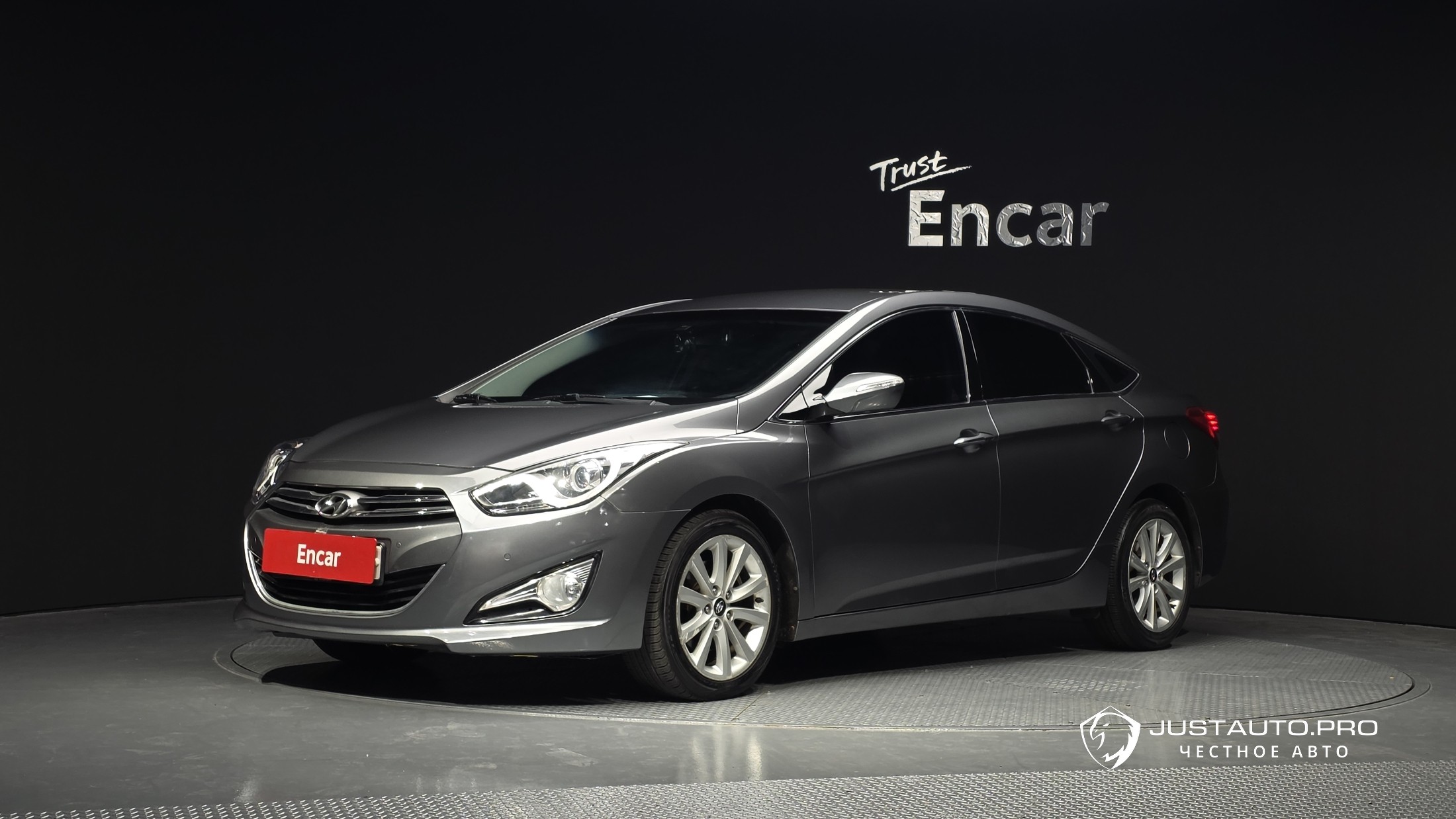 Автомобиль Hyundai i40