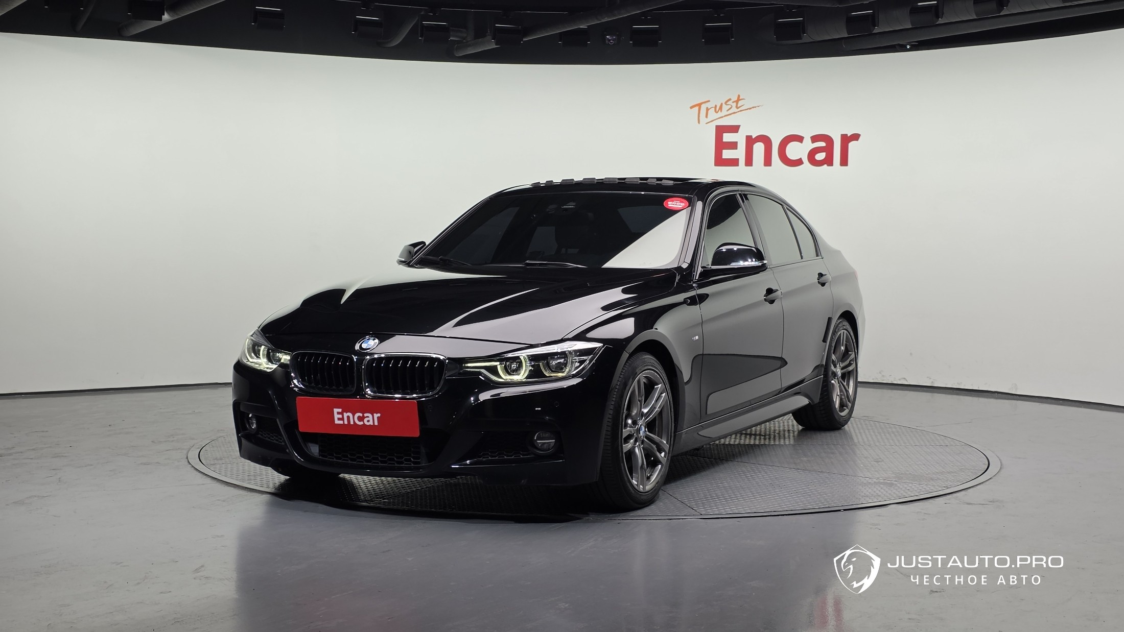 Автомобиль BMW 3-Series