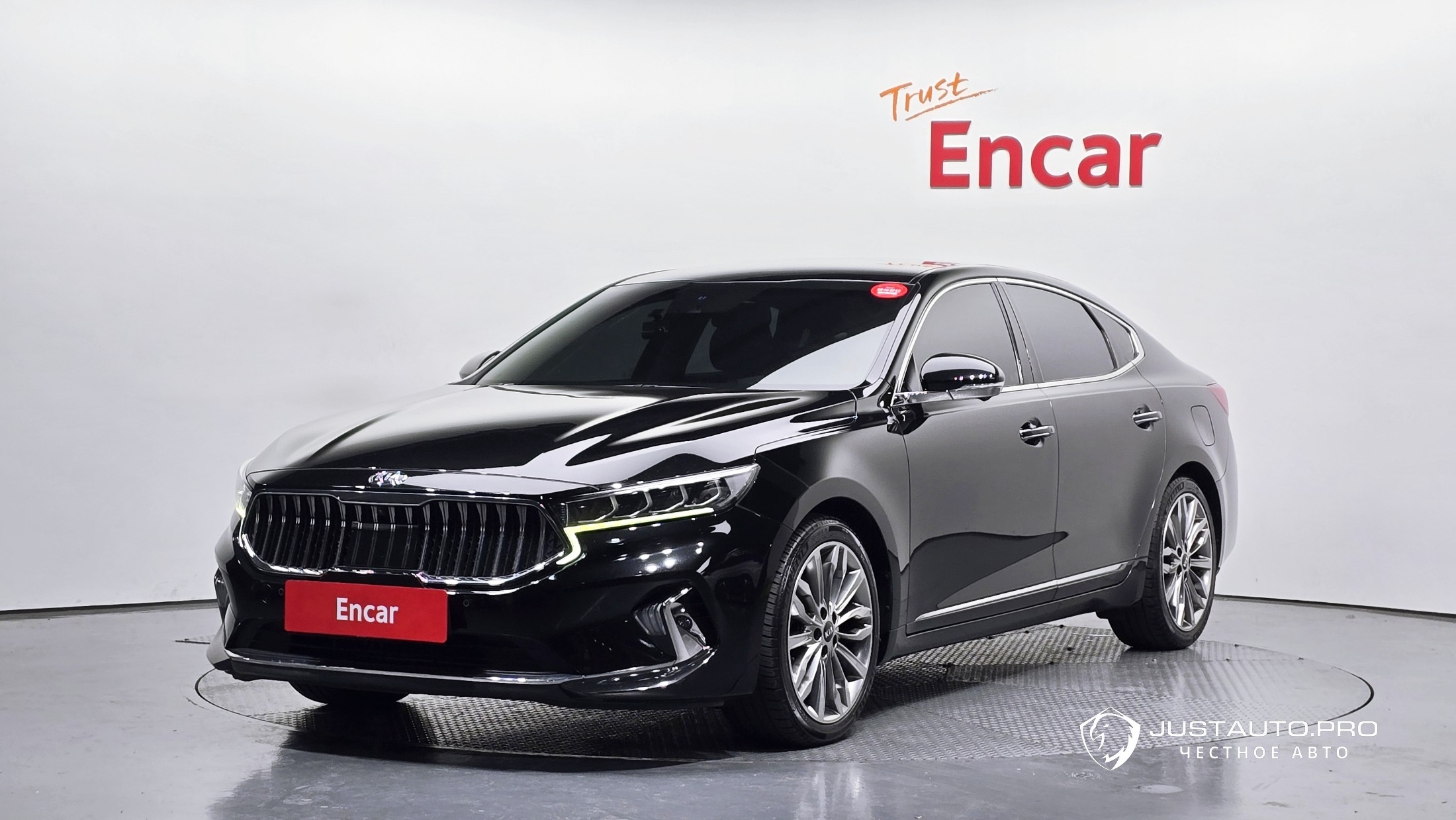 Автомобиль Kia K7