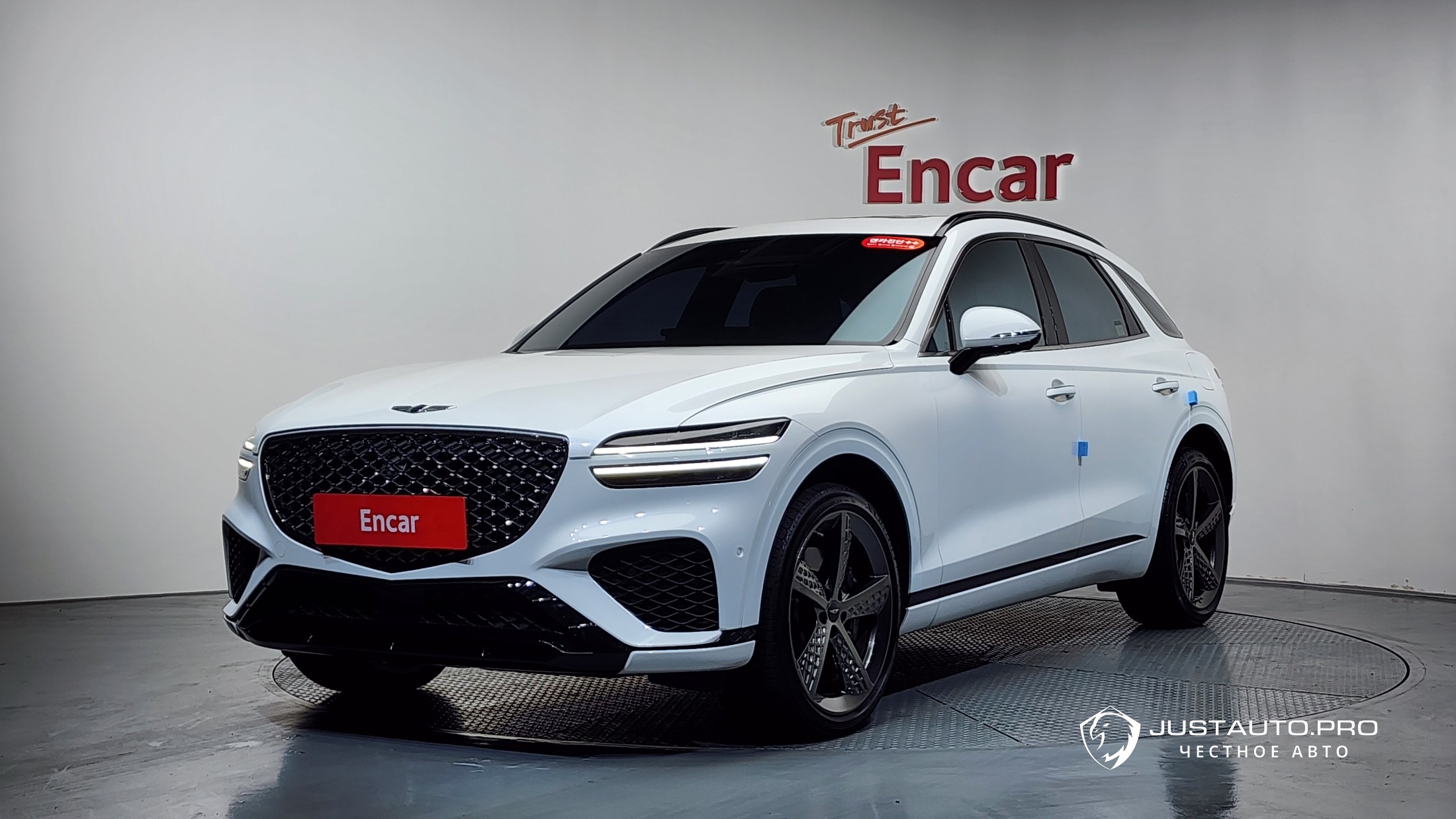 Автомобиль Genesis GV70