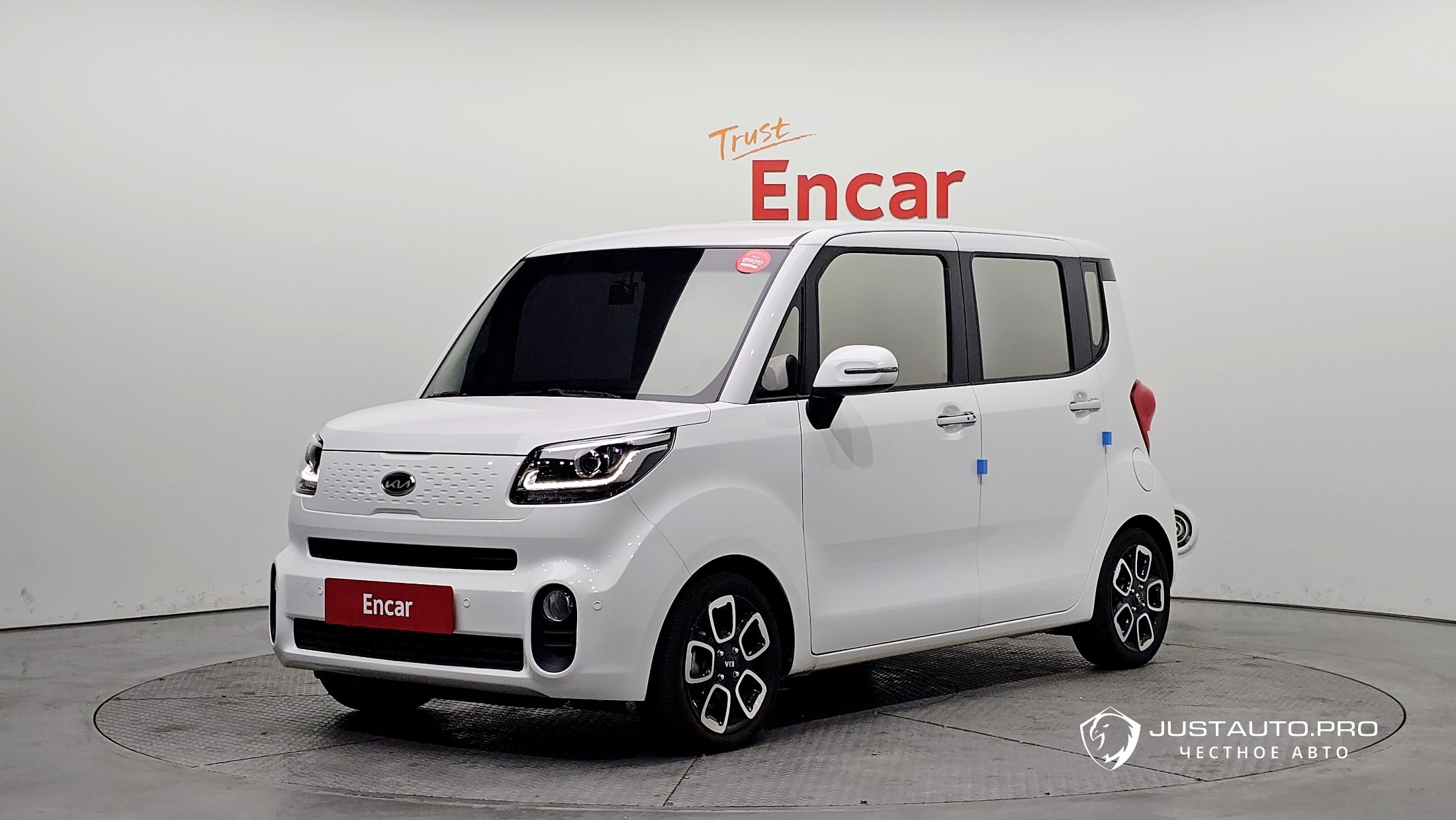 Автомобиль Kia RAY