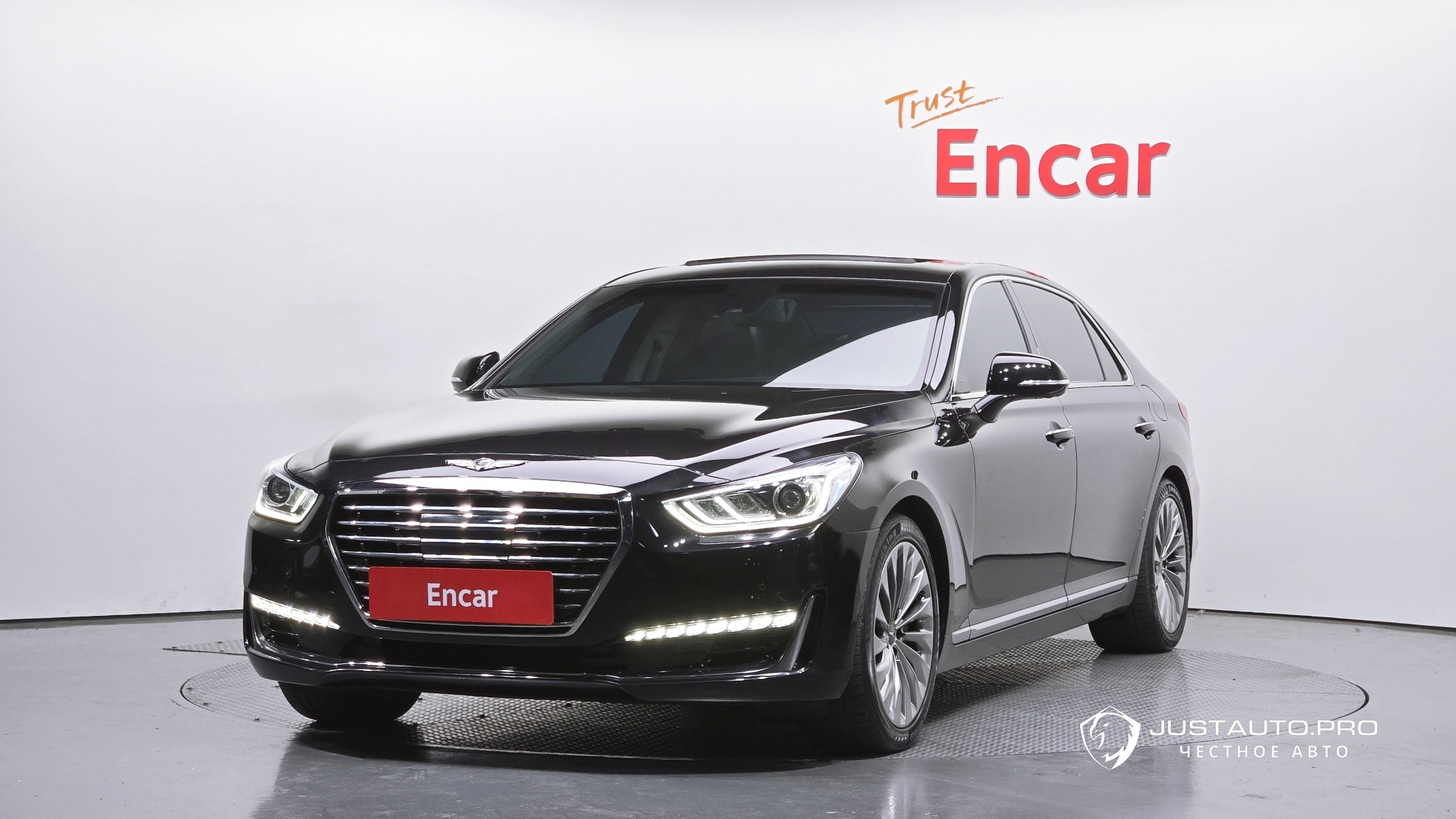 Автомобиль Genesis EQ900