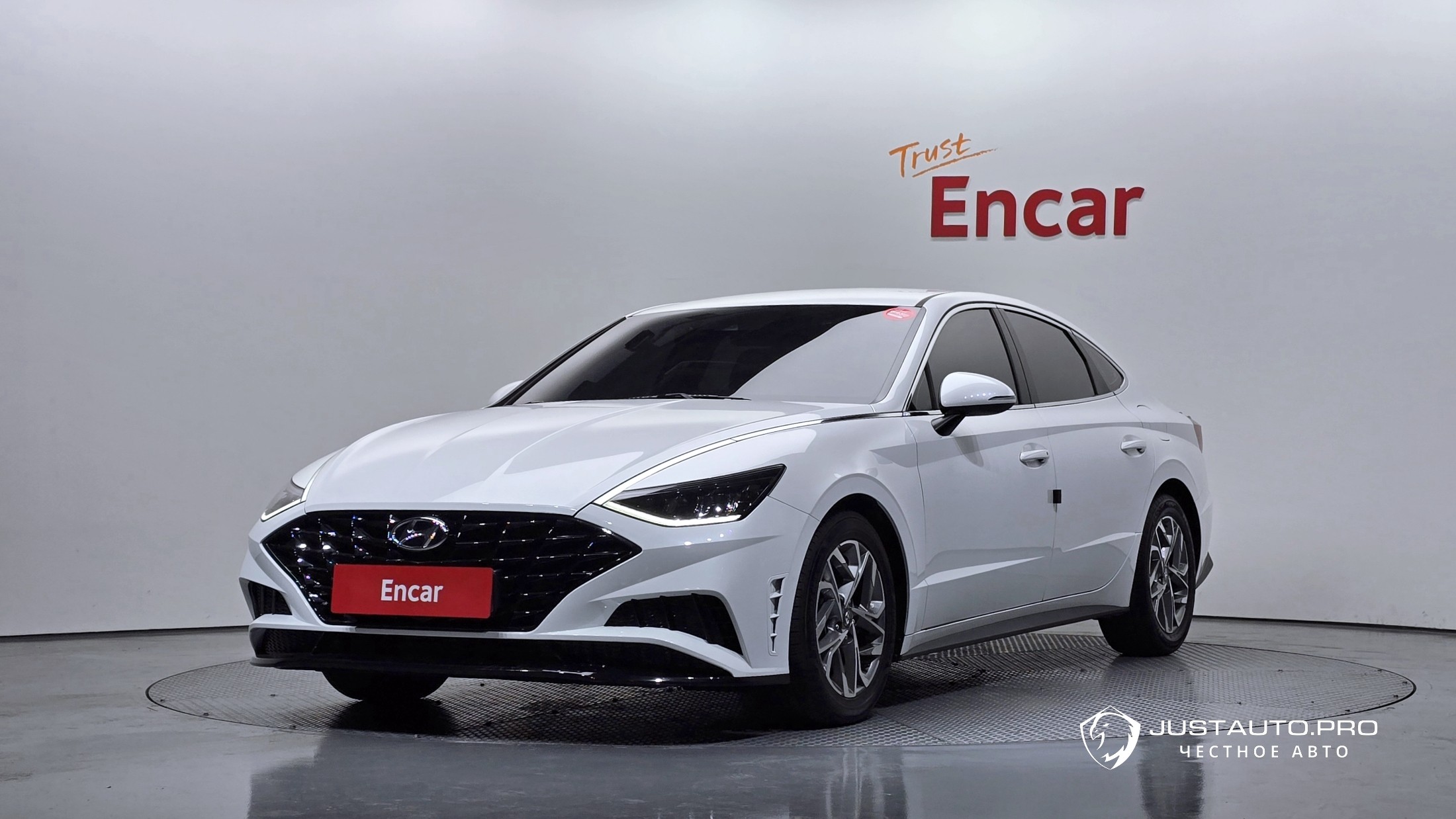 Автомобиль Hyundai Sonata