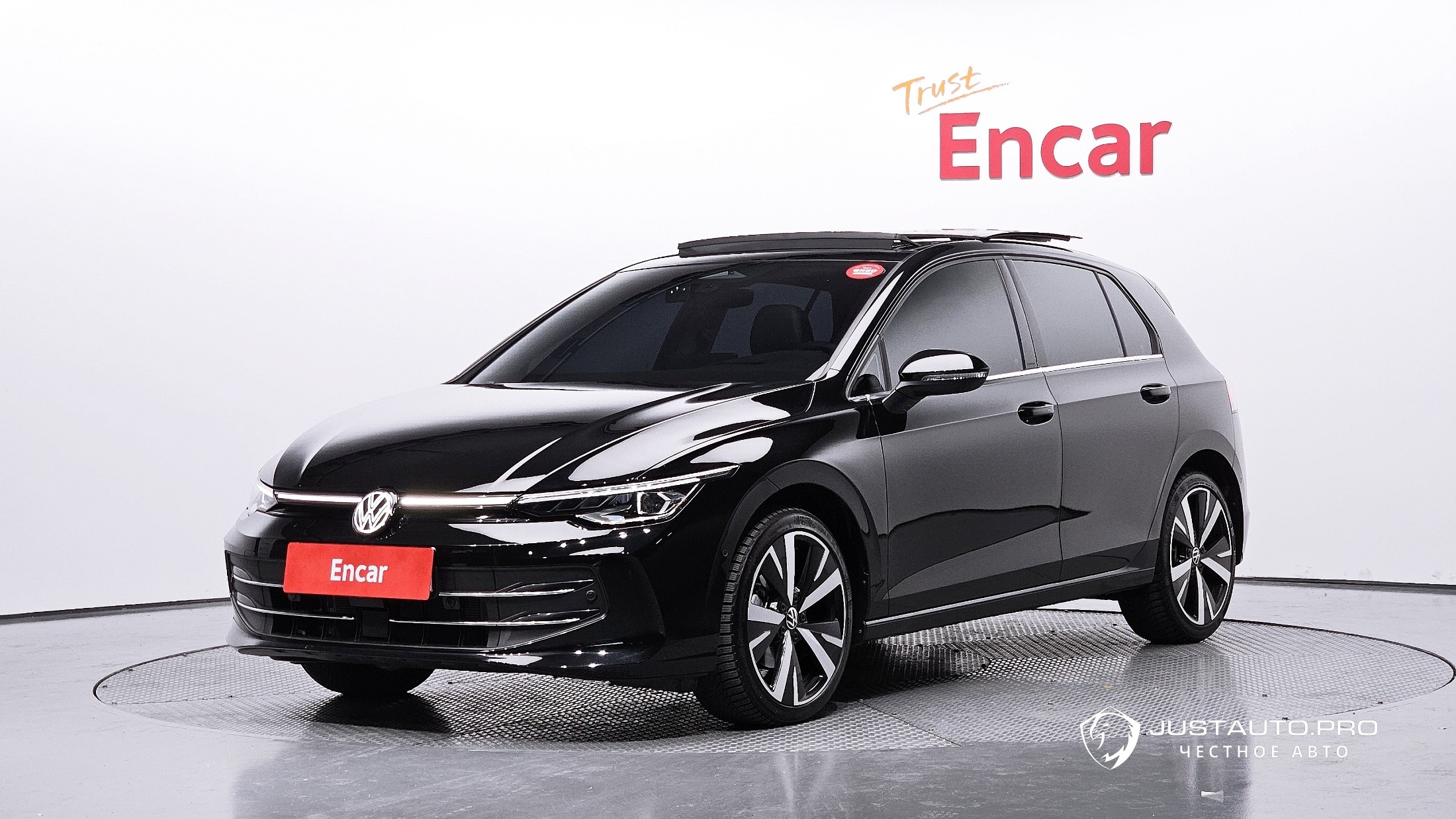 Автомобиль Volkswagen Golf