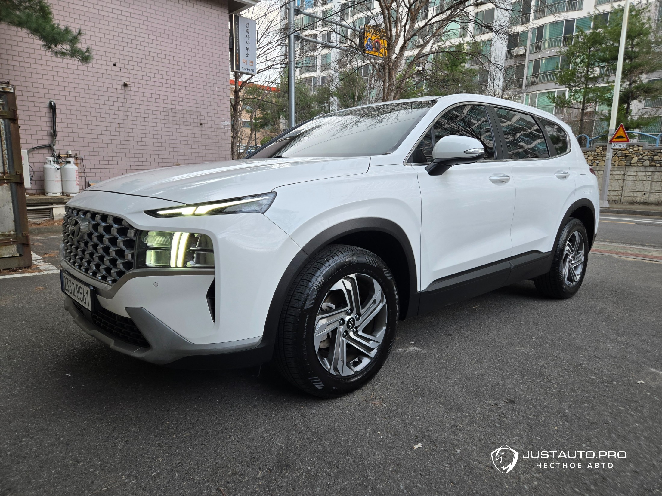 Автомобиль Hyundai Santafe