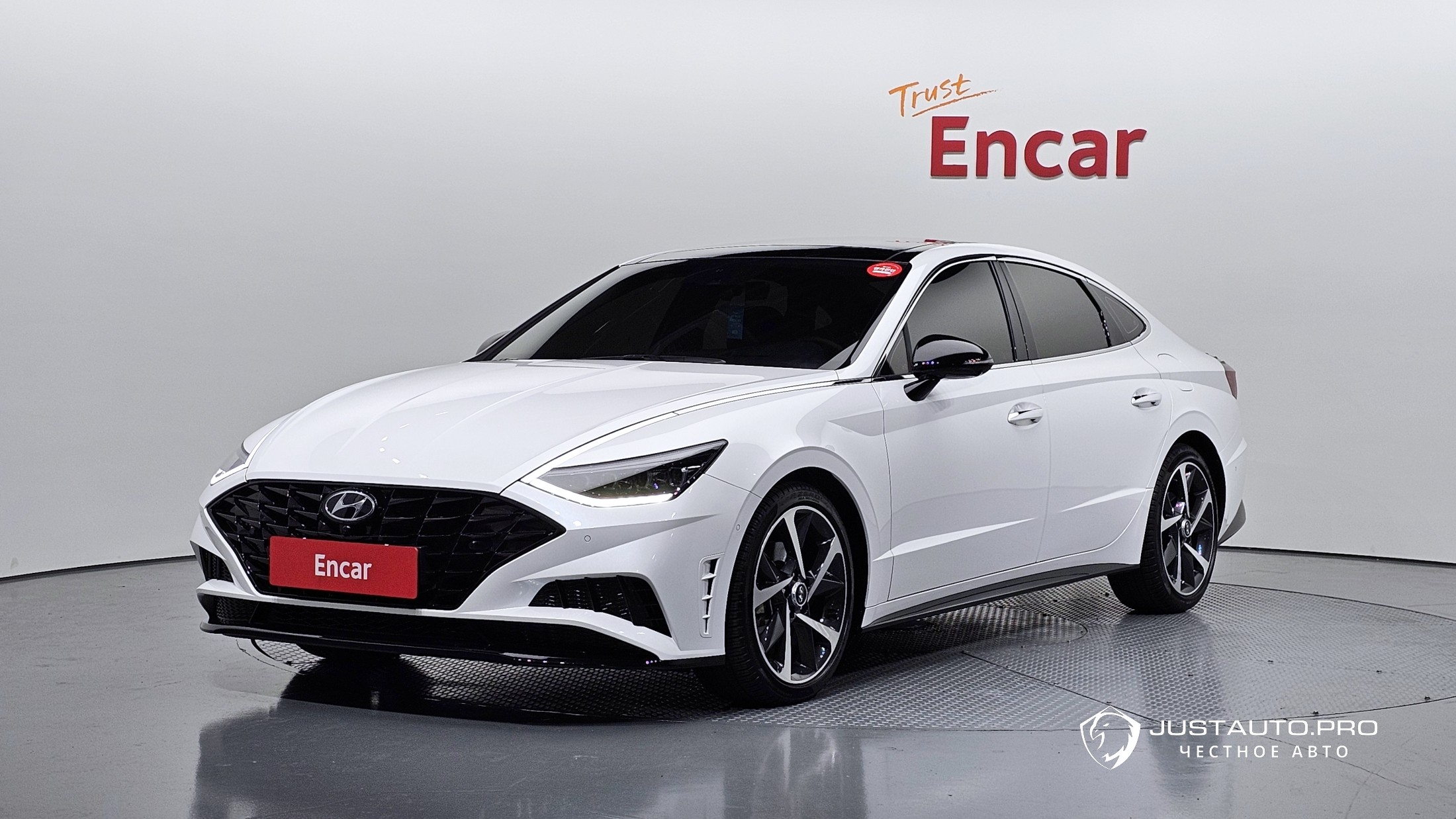 Автомобиль Hyundai Sonata
