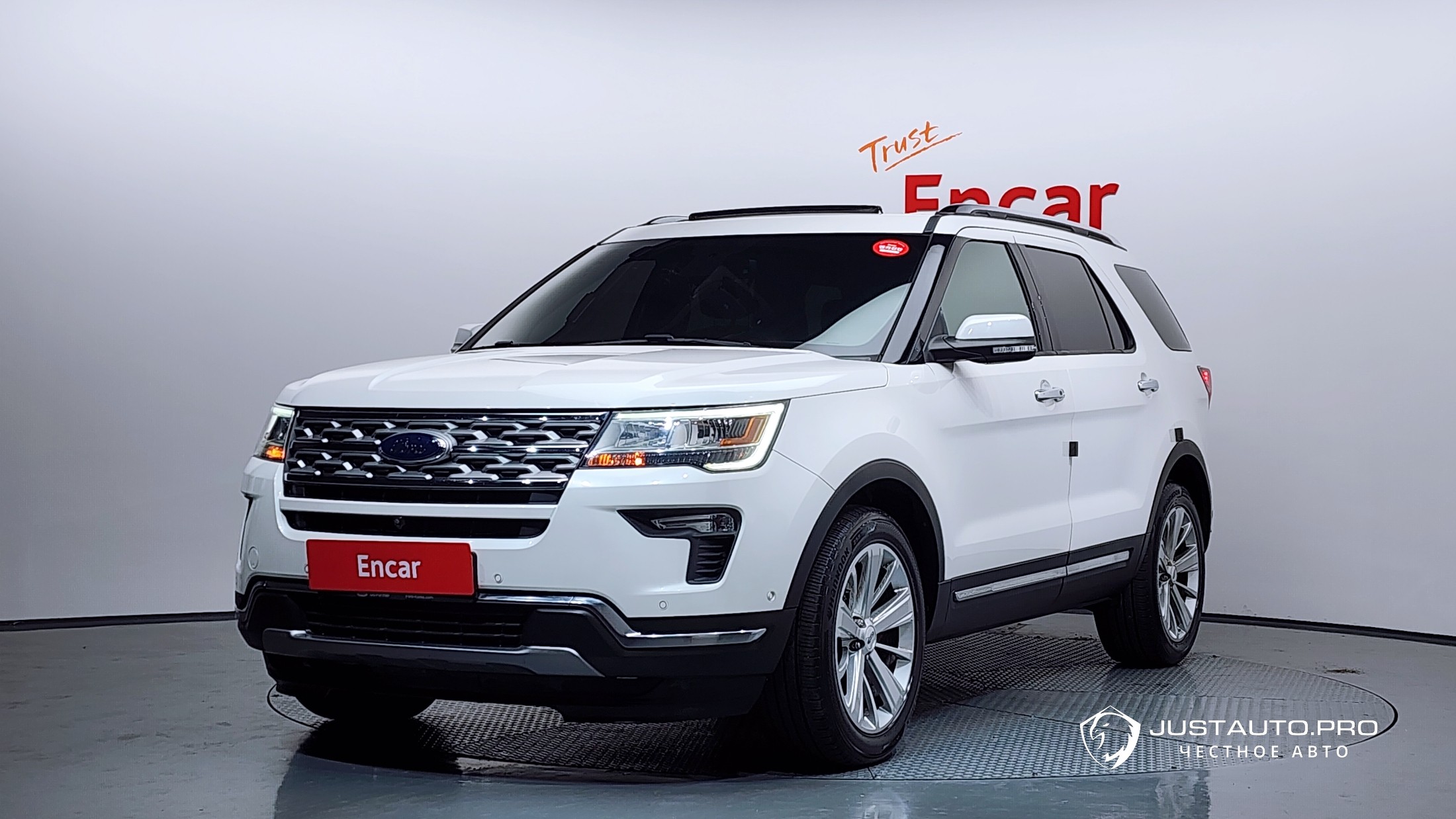 Автомобиль Ford Explorer