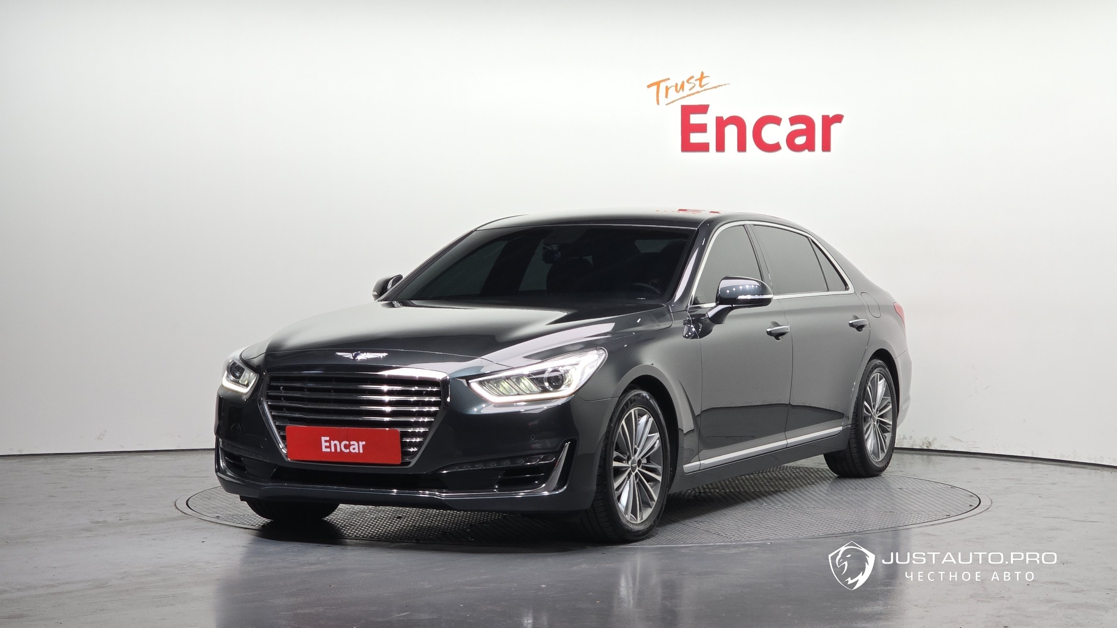 Автомобиль Genesis EQ900