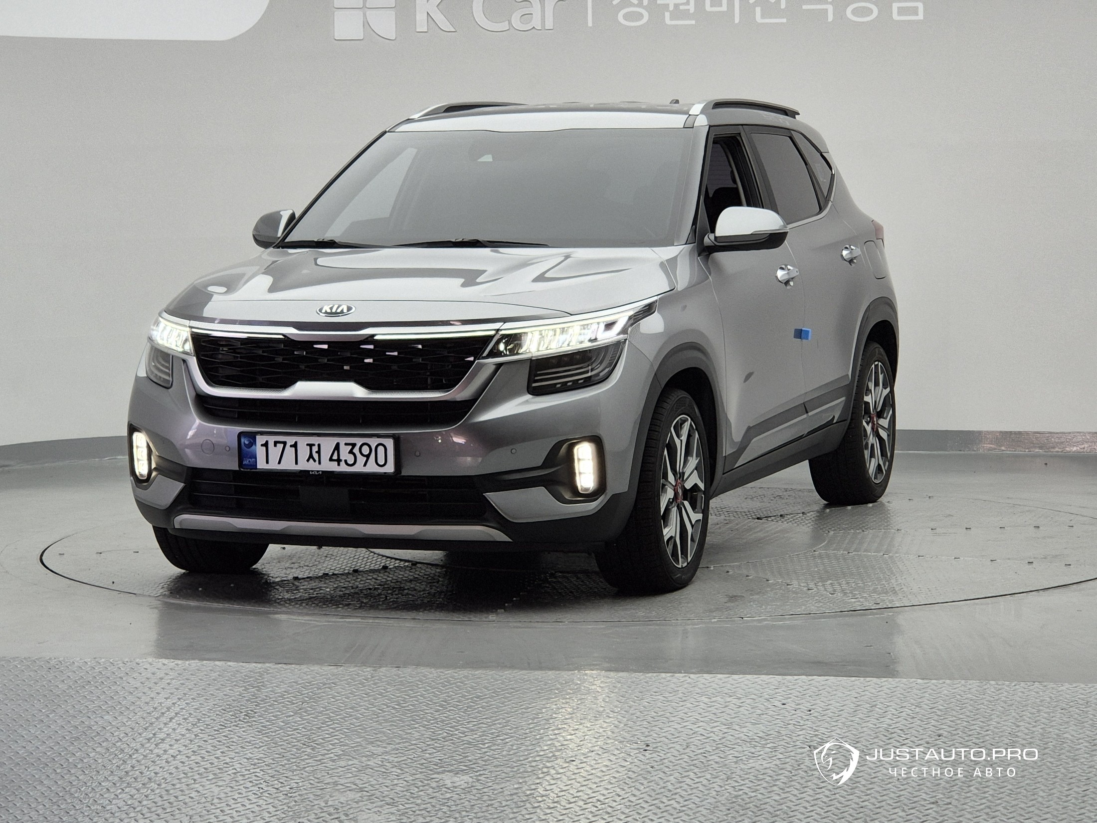 Автомобиль Kia Seltos