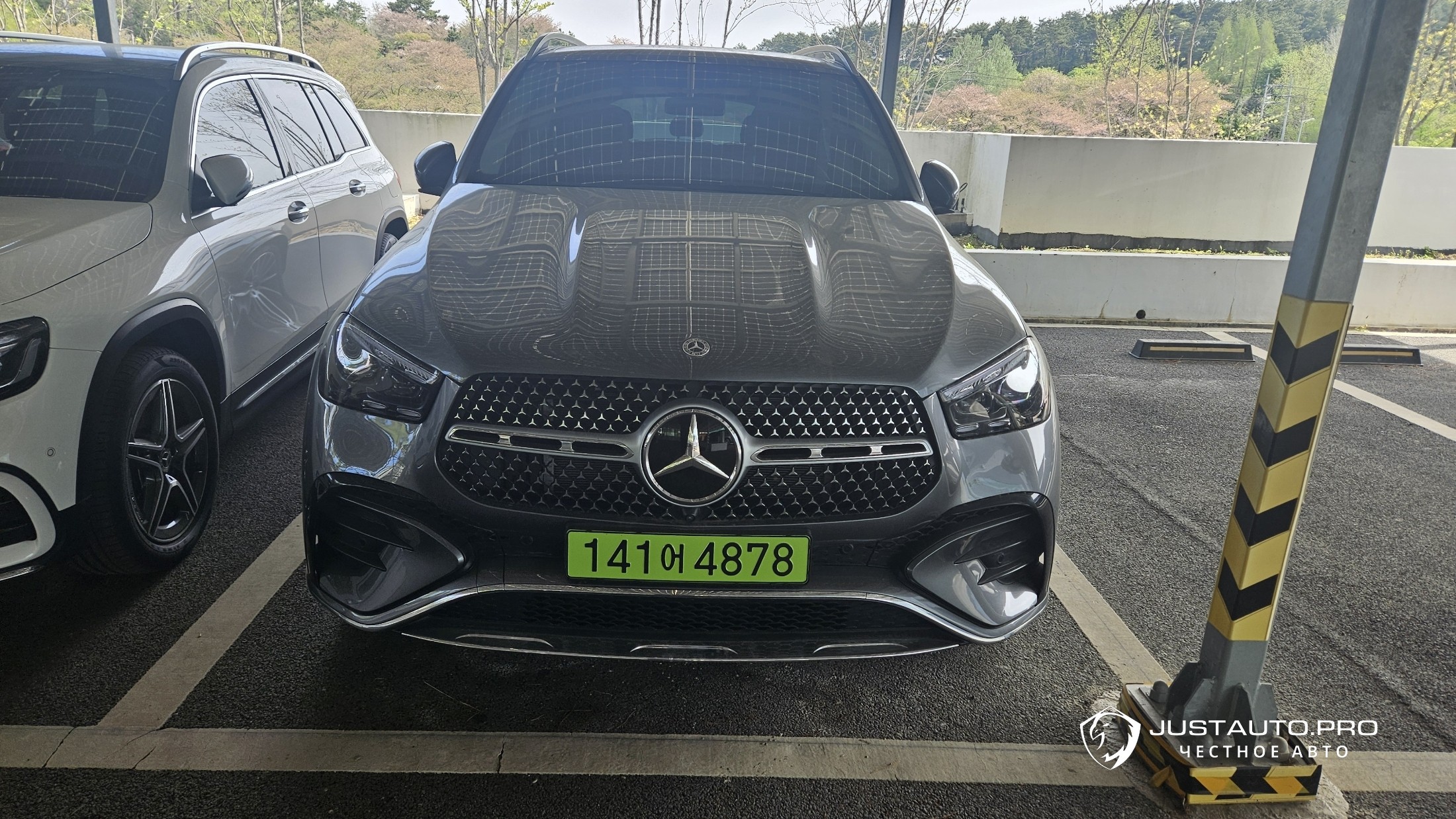 Автомобиль Mercedes-Benz GLE-Class