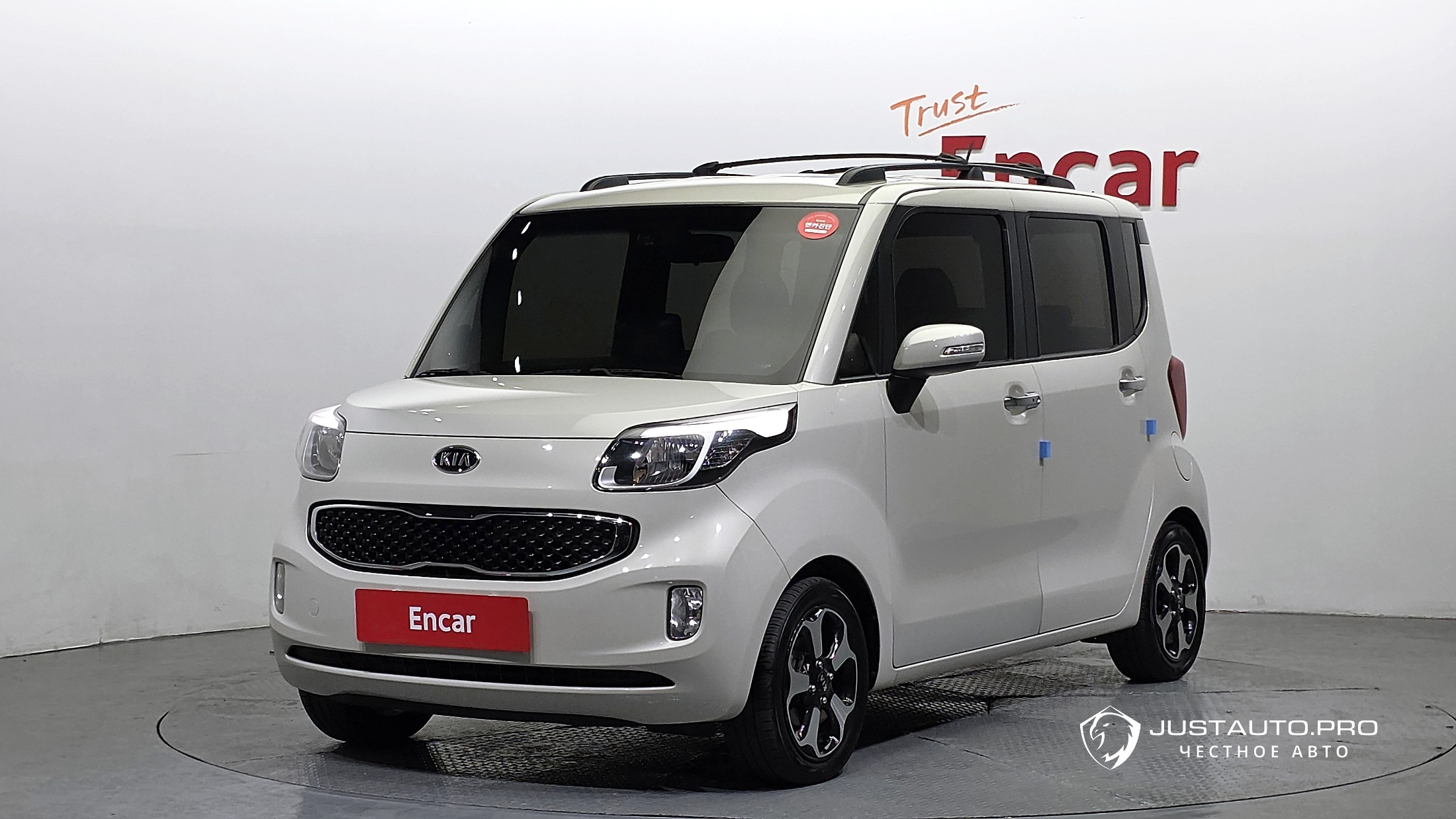 Автомобиль Kia RAY