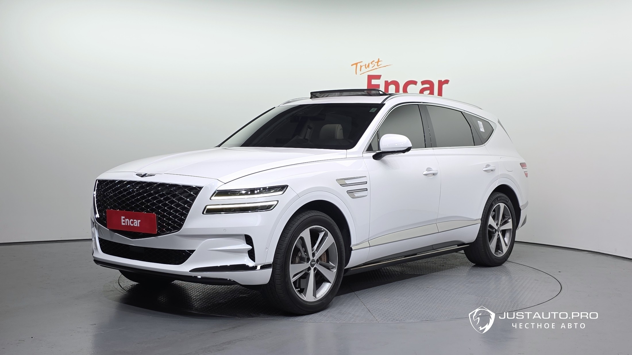 Автомобиль Genesis GV80