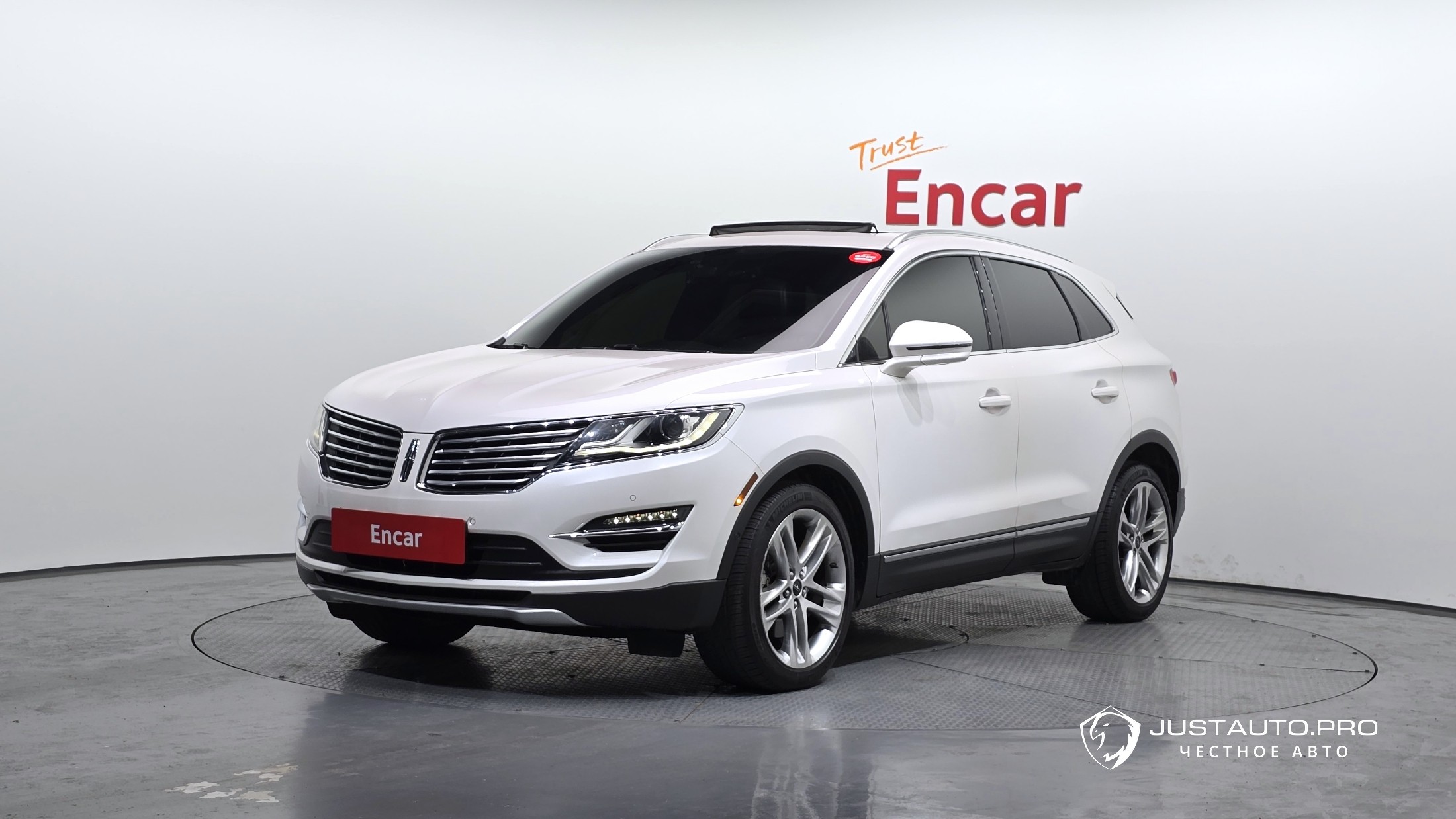 Автомобиль Lincoln MKC
