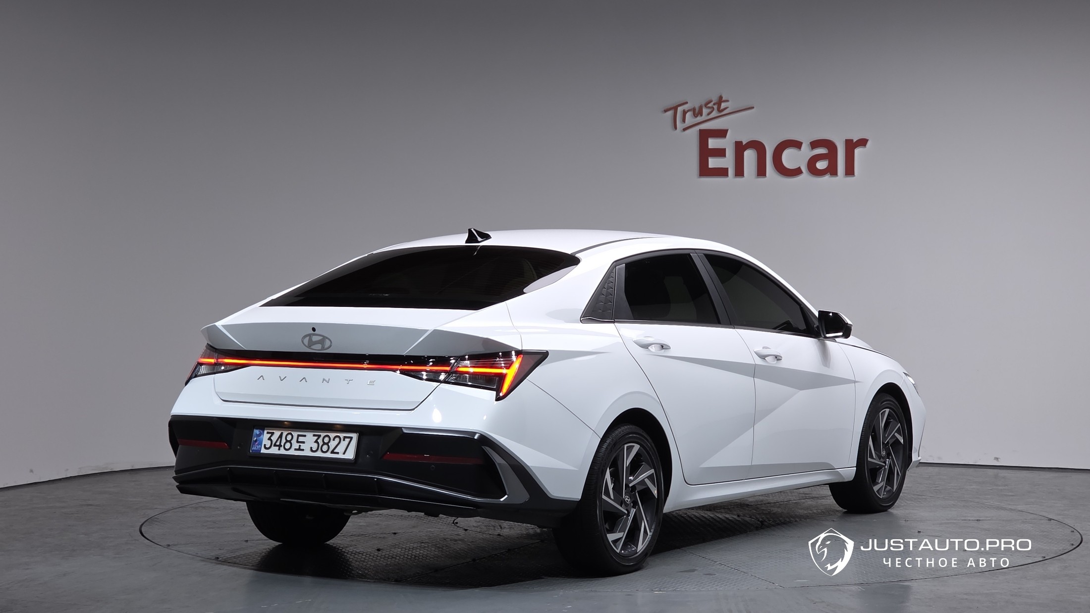 Автомобиль Hyundai AVANTE