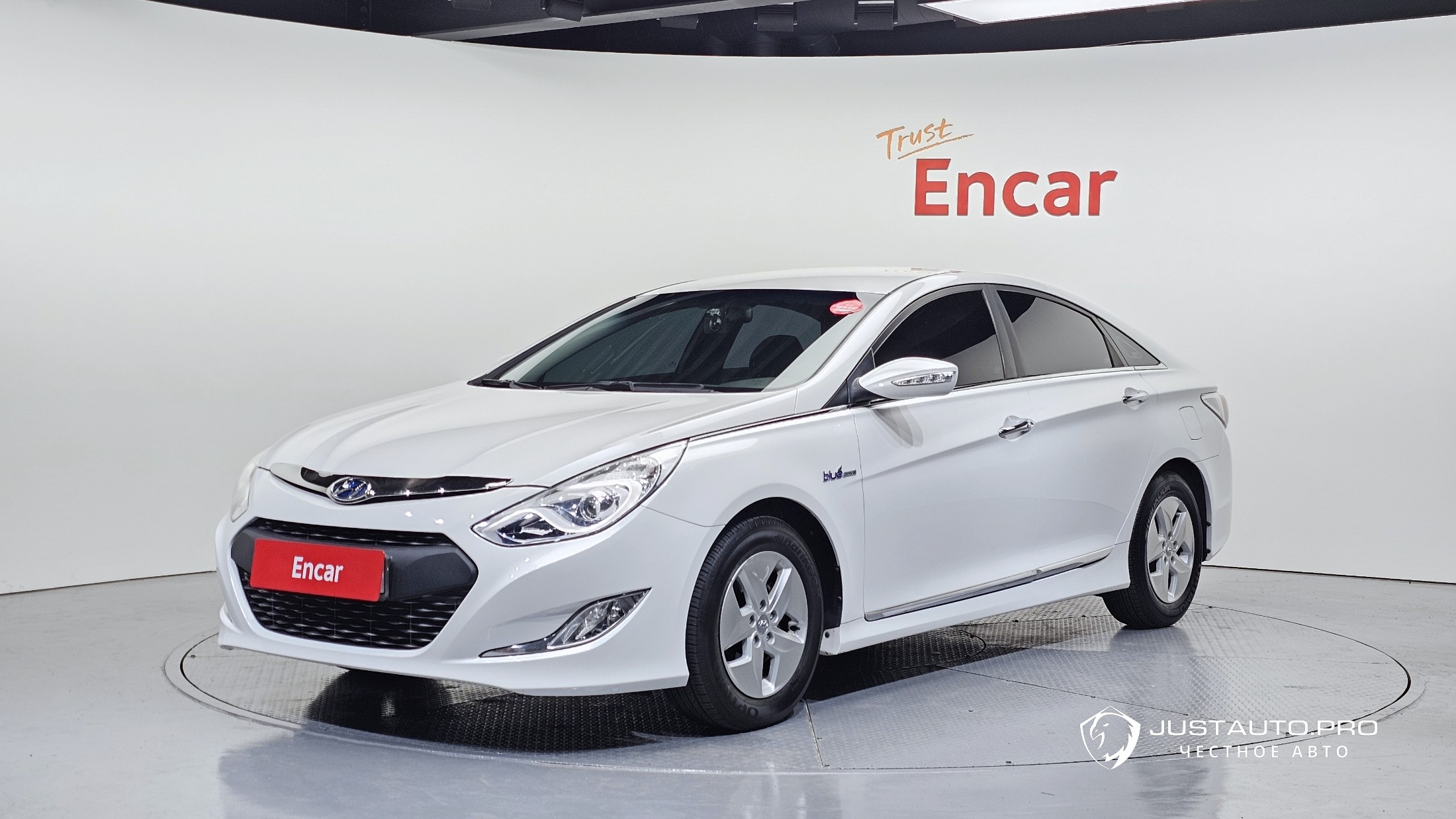 Автомобиль Hyundai Sonata