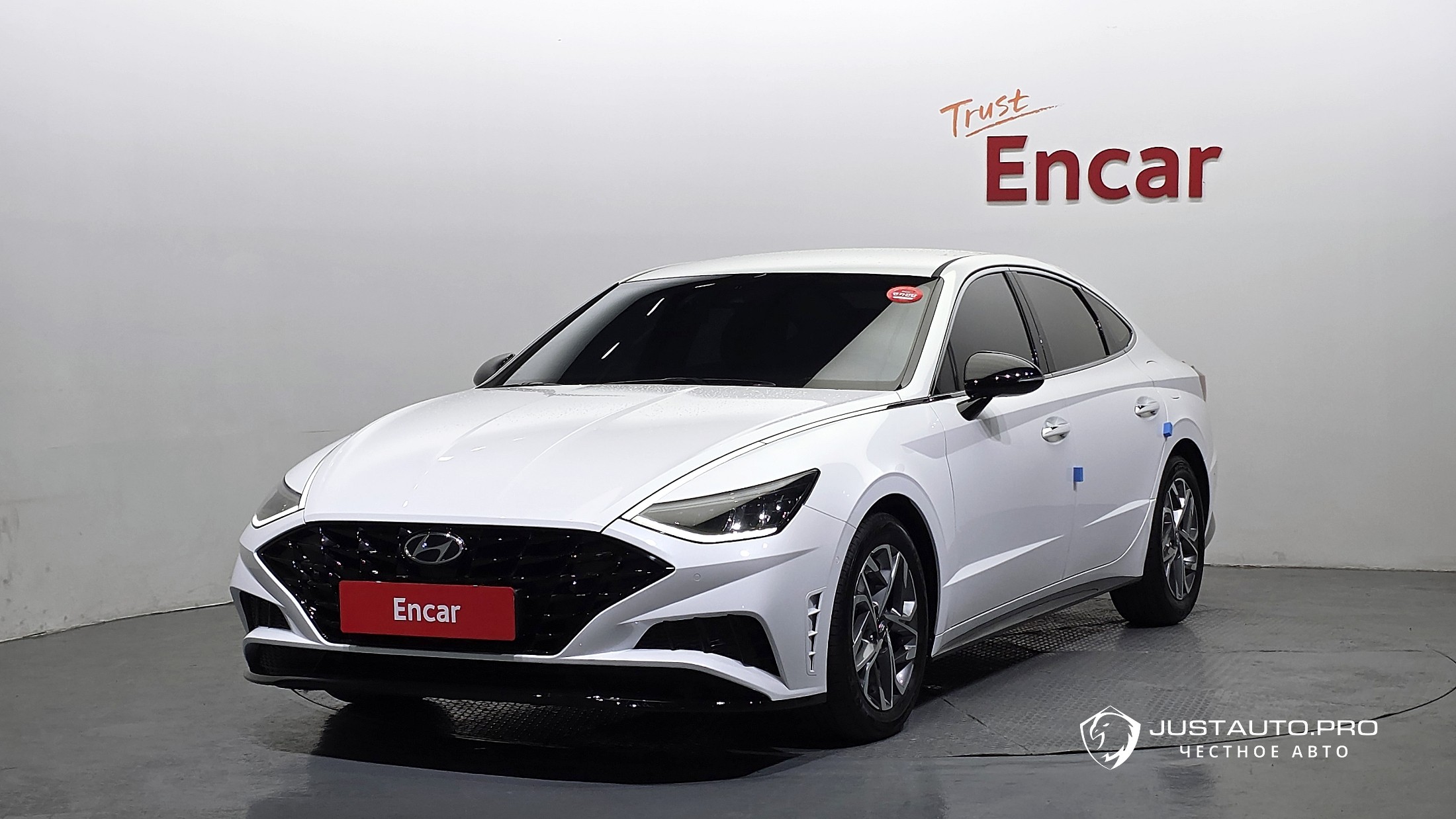 Автомобиль Hyundai Sonata