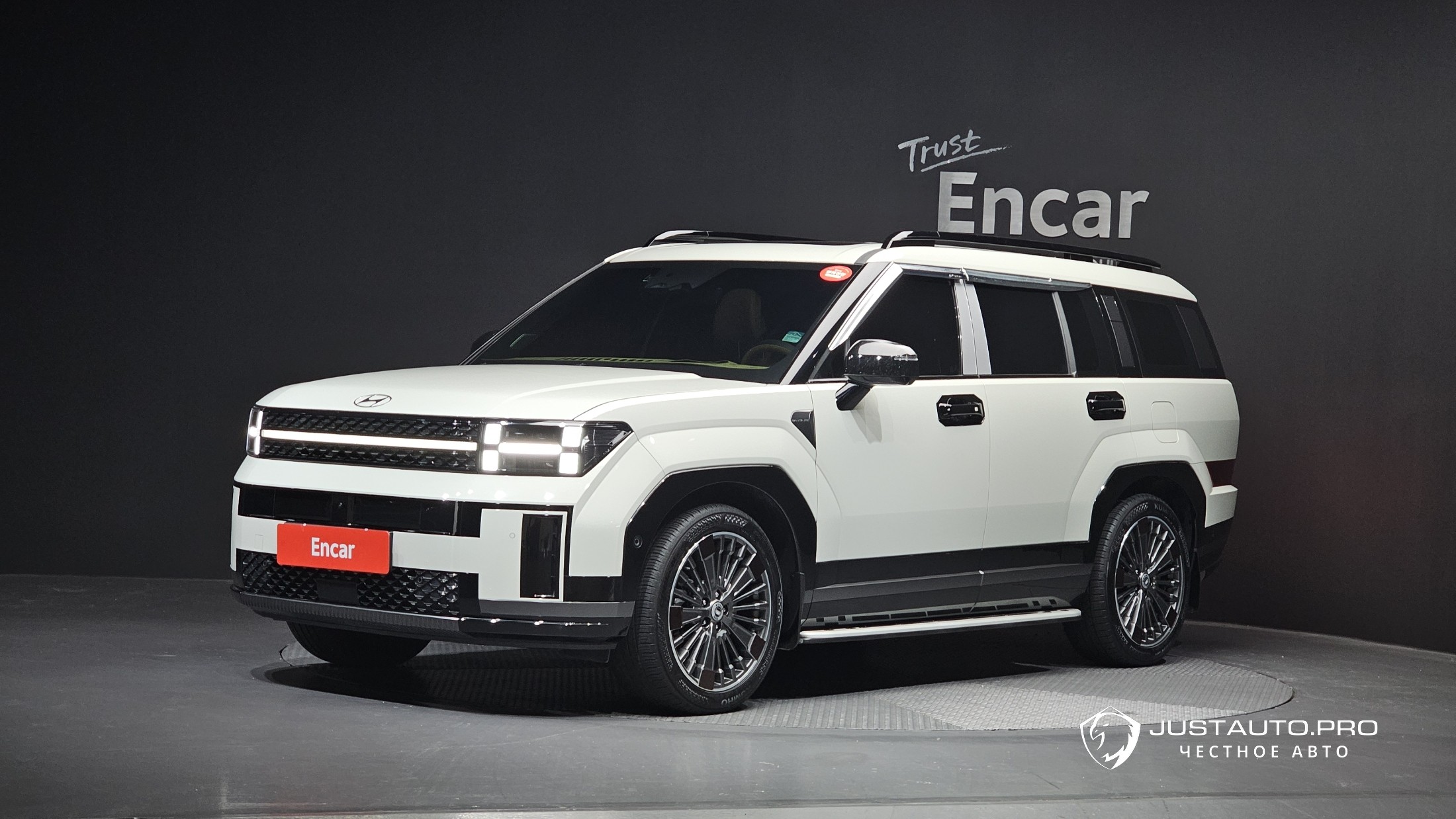 Автомобиль Hyundai Santafe