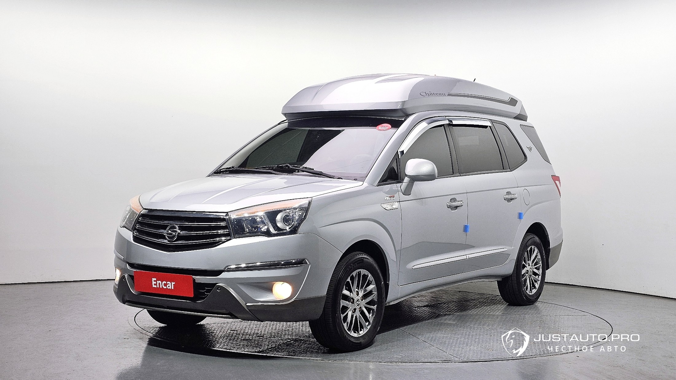Автомобиль KG_Mobility_Ssangyong KORANDO