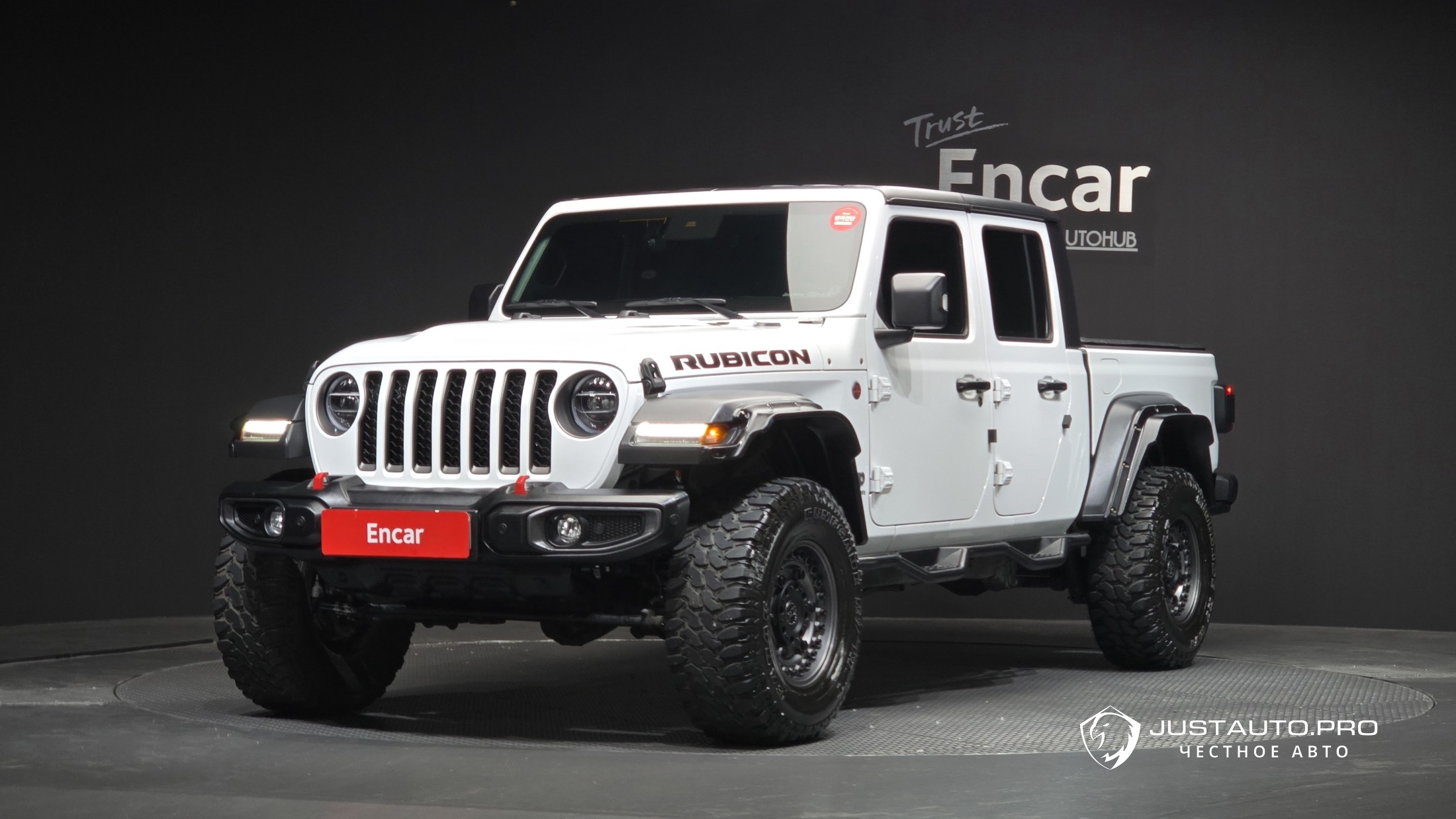 Автомобиль Jeep Gladiator