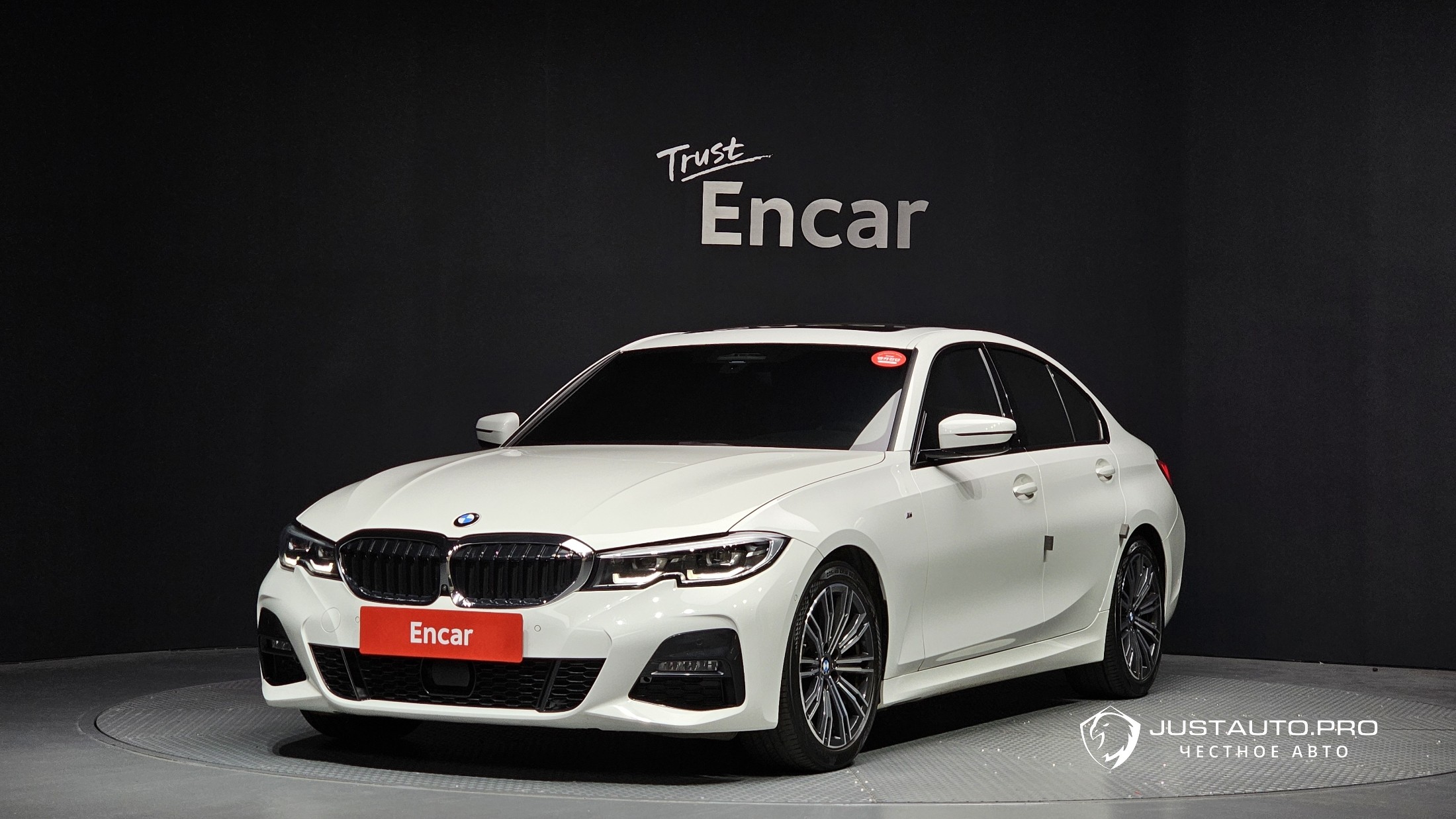 Автомобиль BMW 3-Series