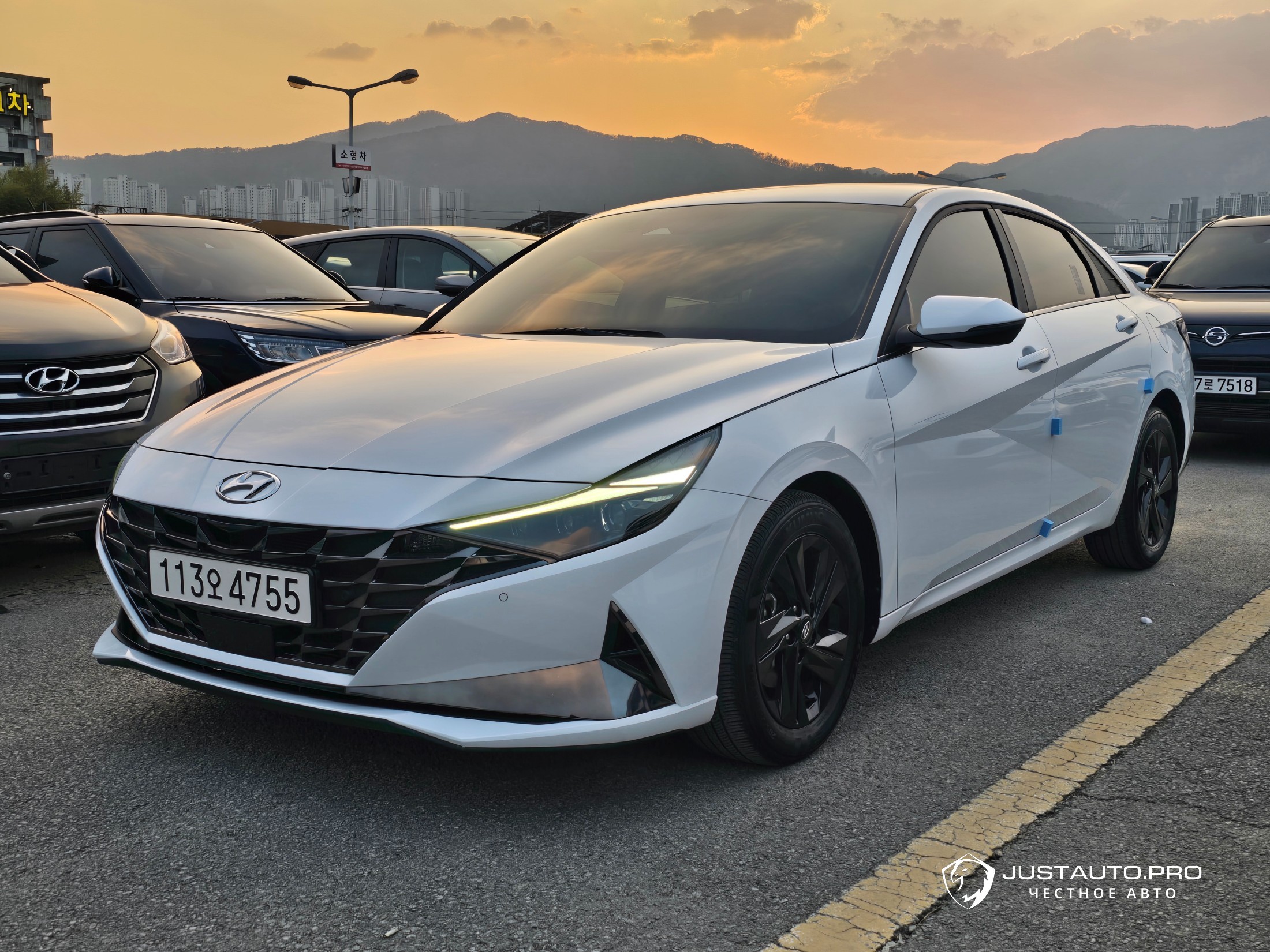 Автомобиль Hyundai AVANTE