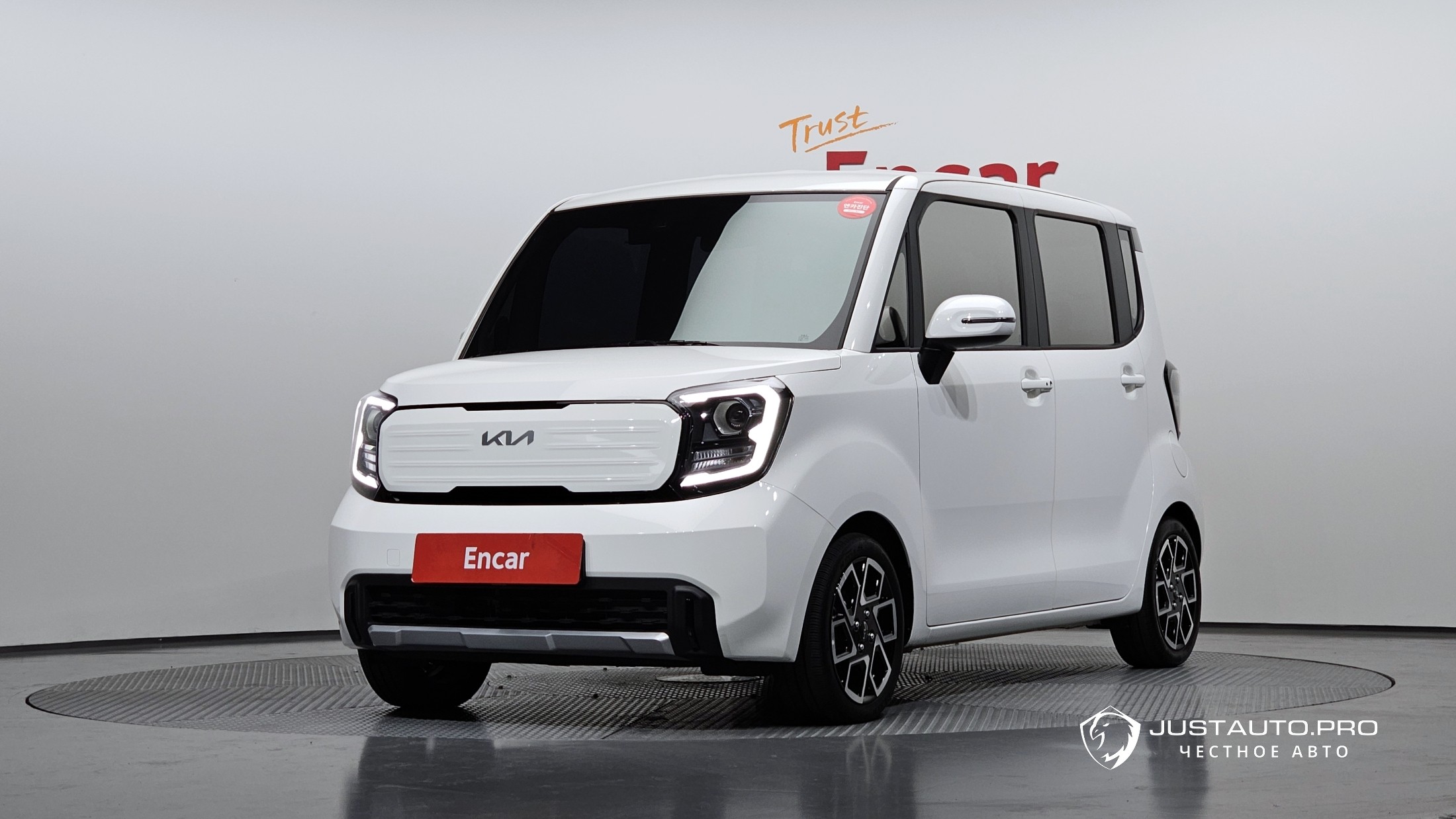 Автомобиль Kia RAY