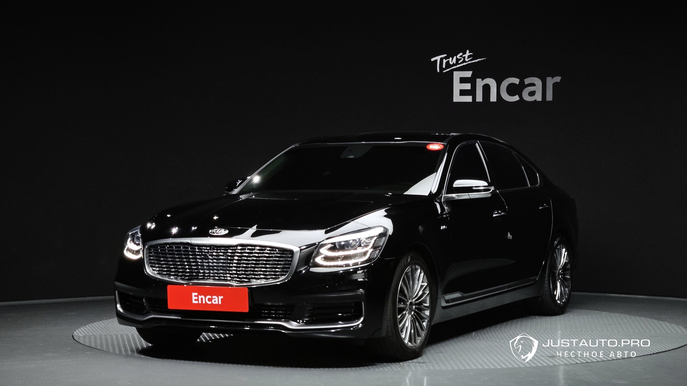 Автомобиль Kia K9