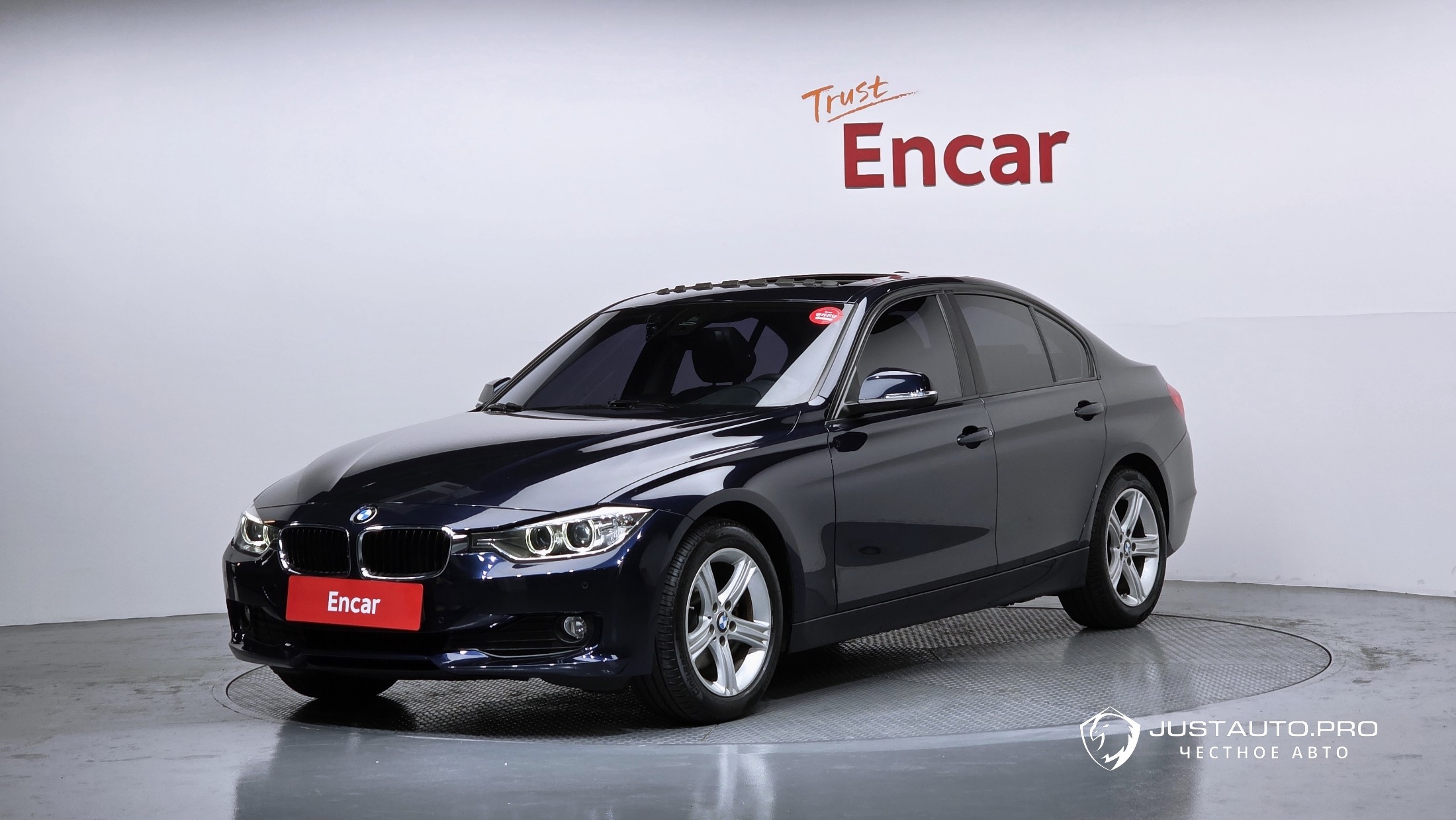 Автомобиль BMW 3-Series