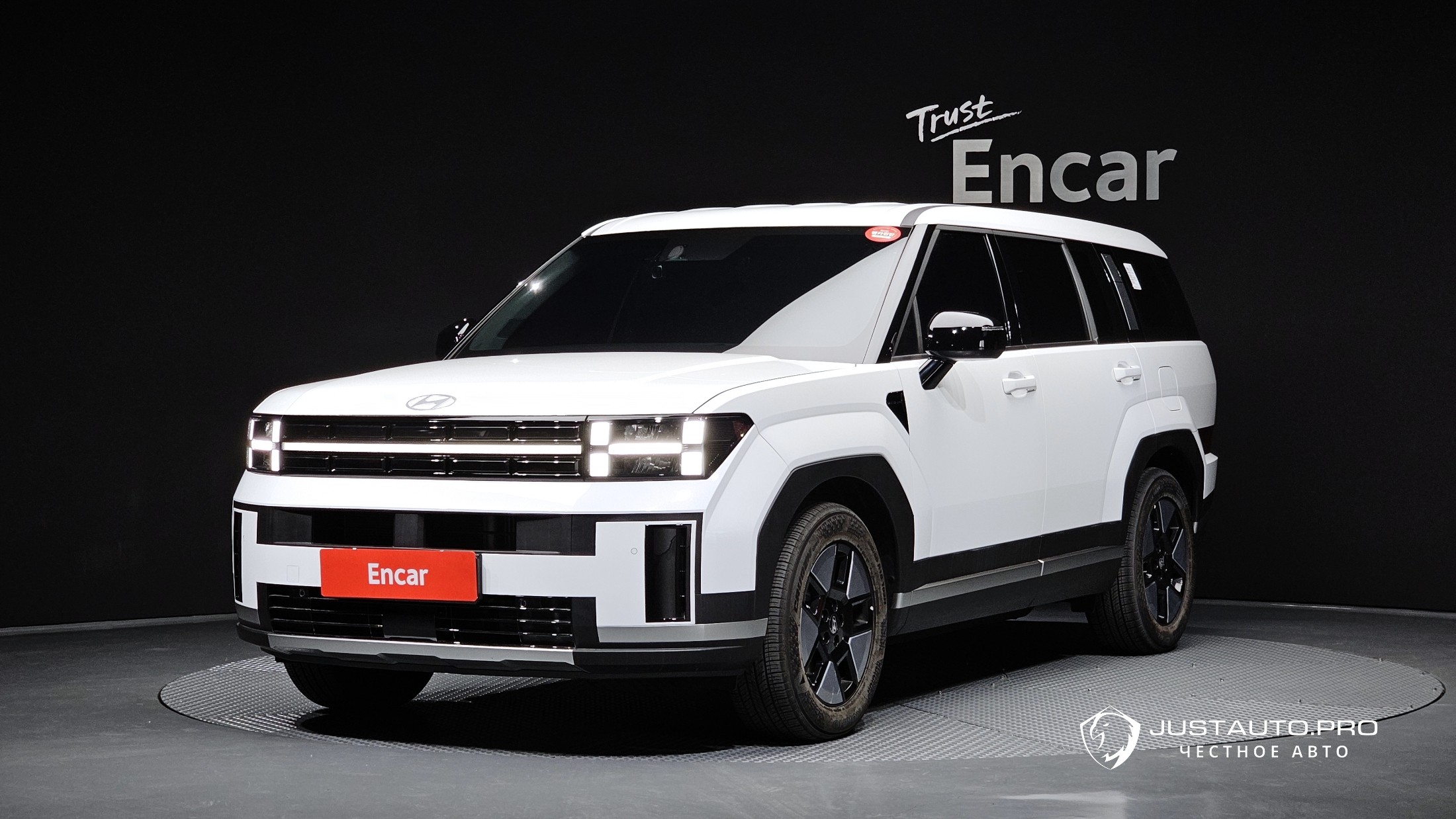 Автомобиль Hyundai Santafe