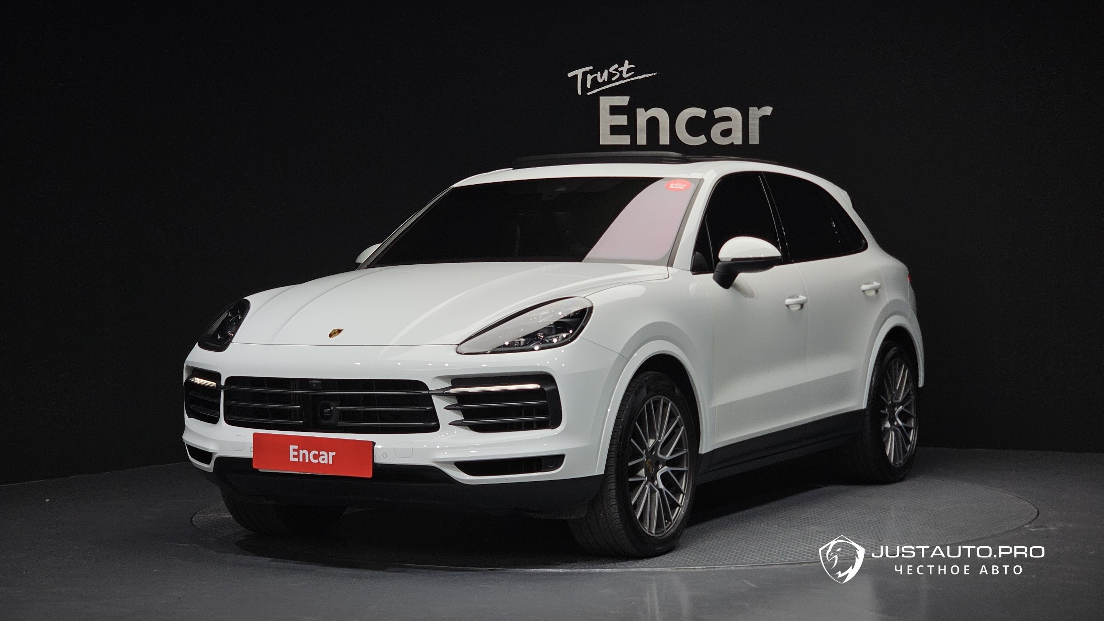 Автомобиль Porsche Cayenne