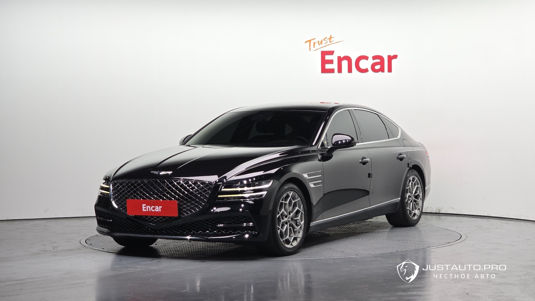 Автомобиль Genesis G80