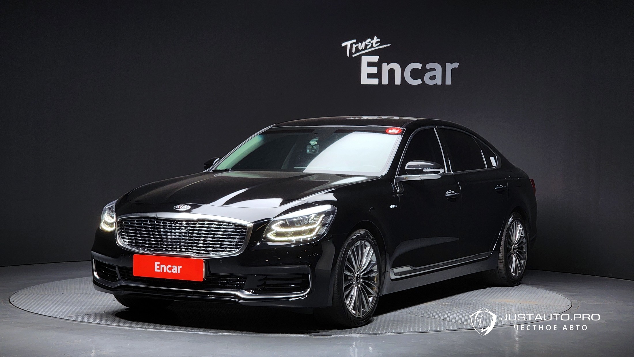 Автомобиль Kia K9