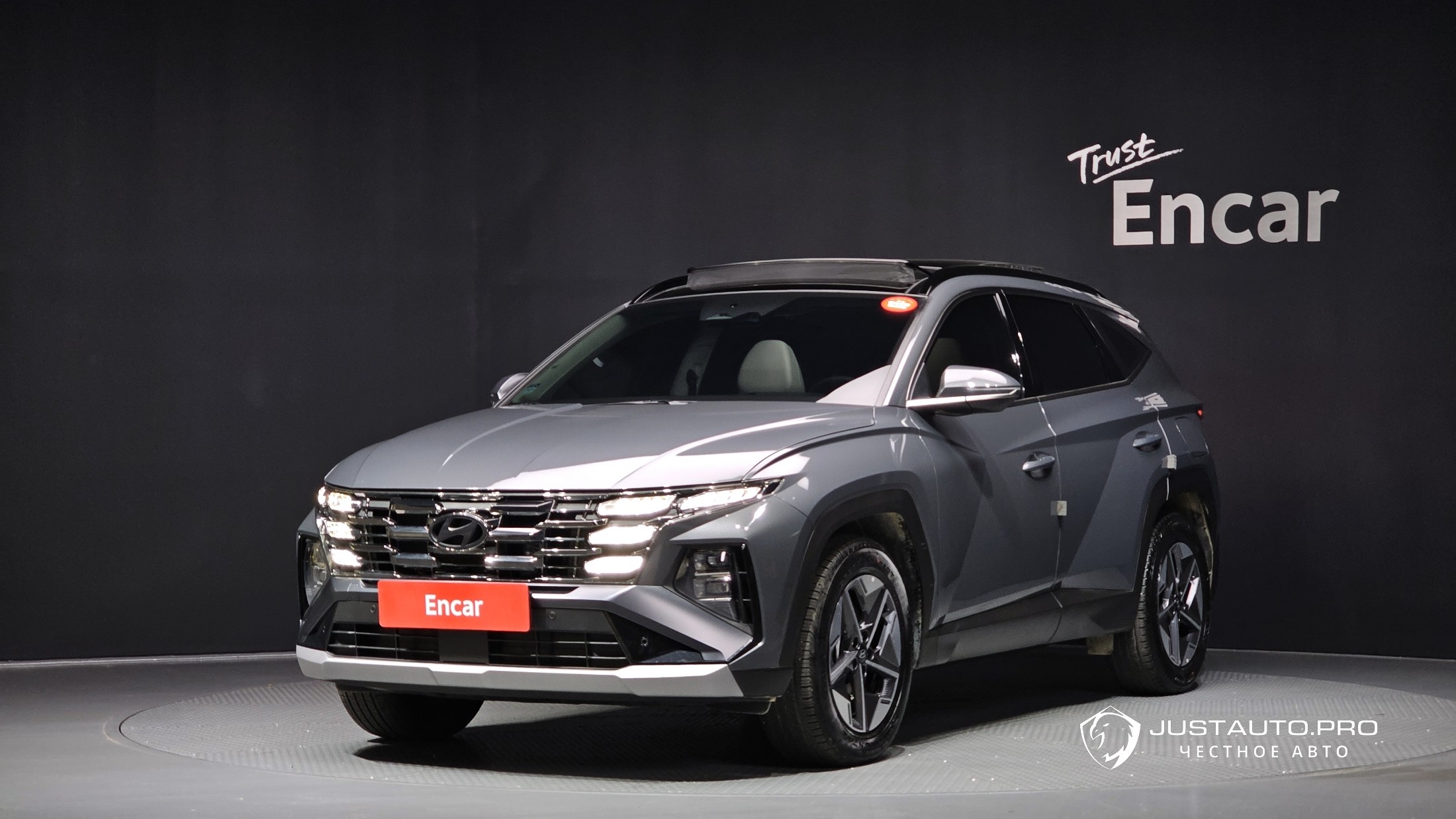 Автомобиль Hyundai Tucson