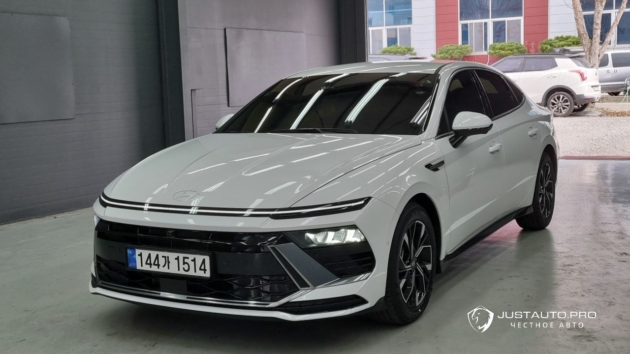 Автомобиль Hyundai Sonata