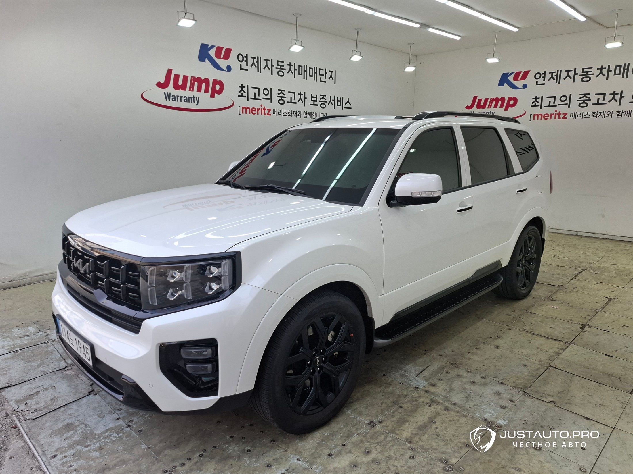 Автомобиль Kia Mohave