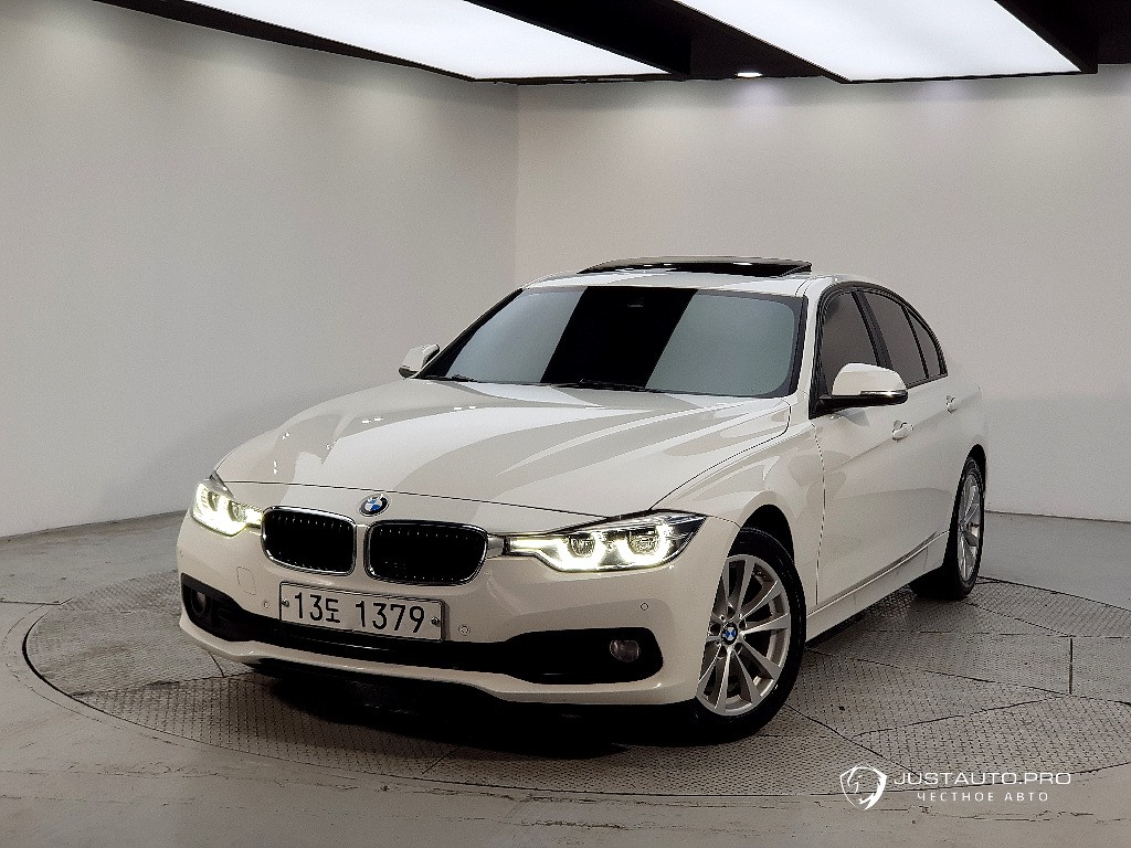 Автомобиль BMW 3-Series