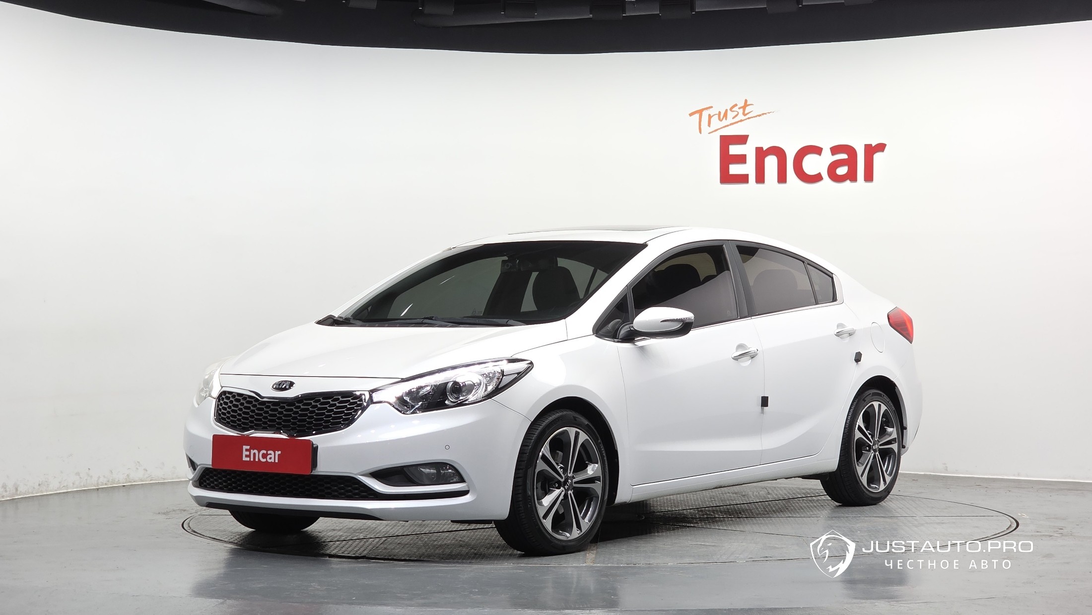 Автомобиль Kia K3