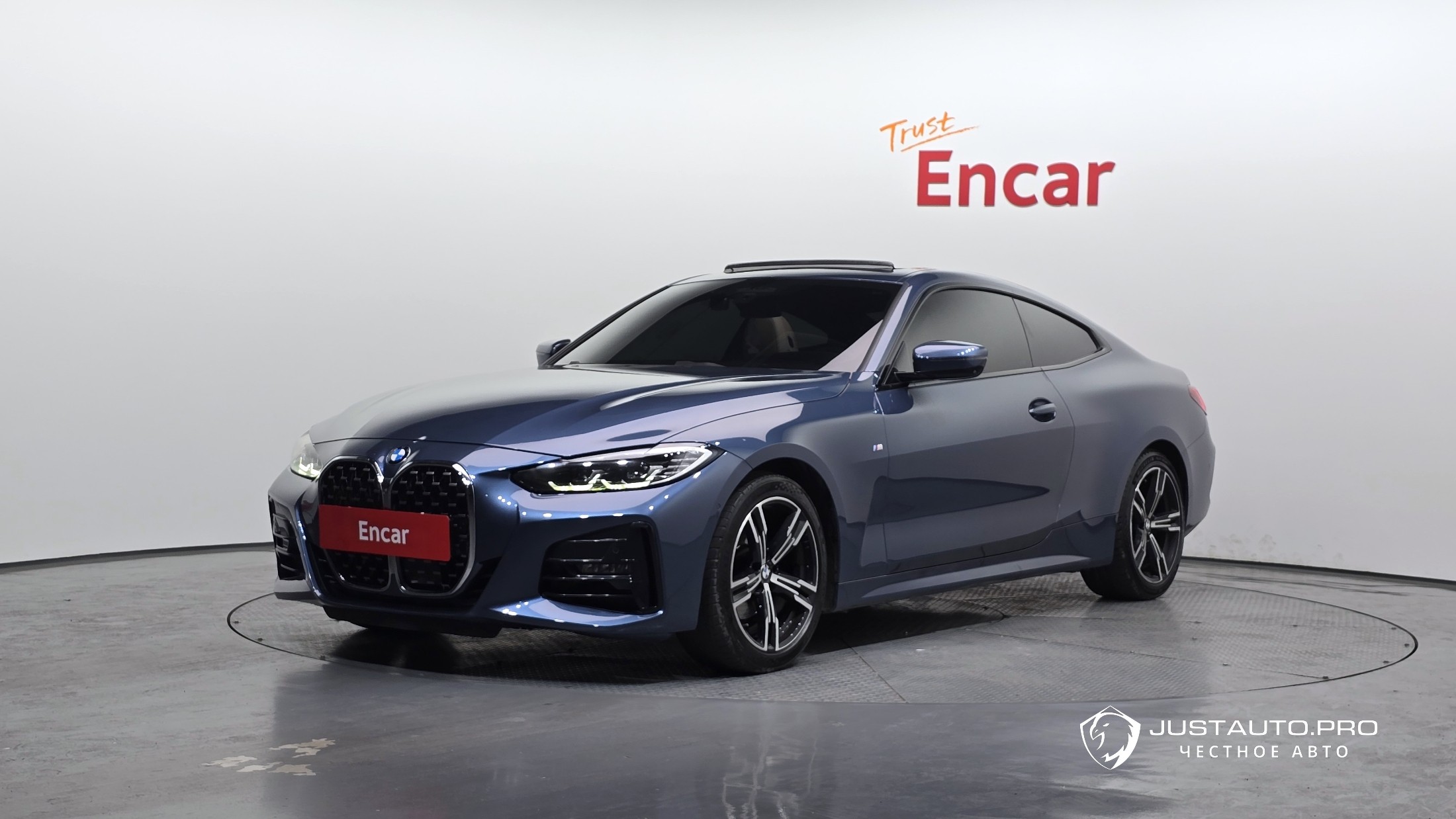 Автомобиль BMW 4-Series