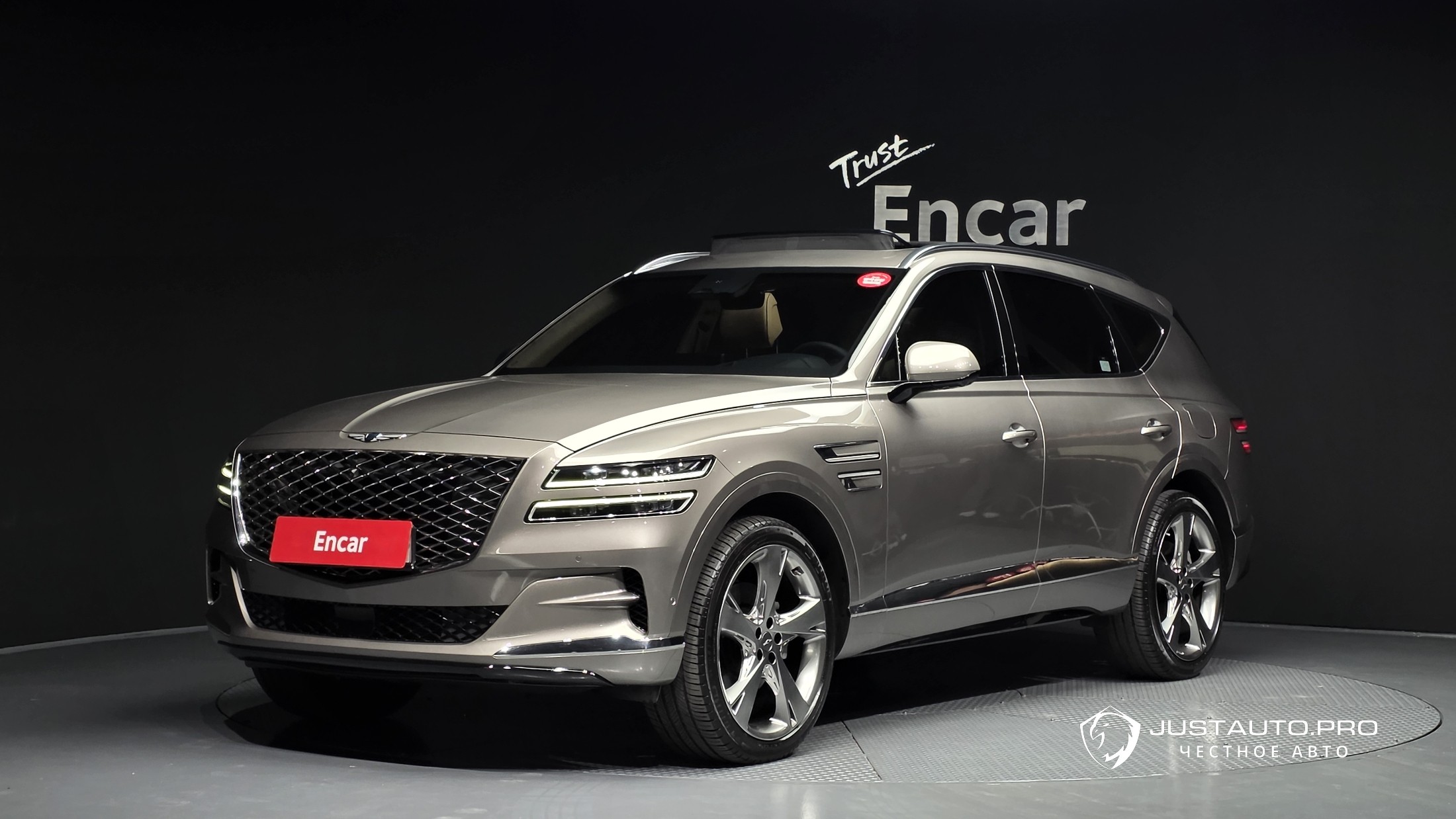 Автомобиль Genesis GV80